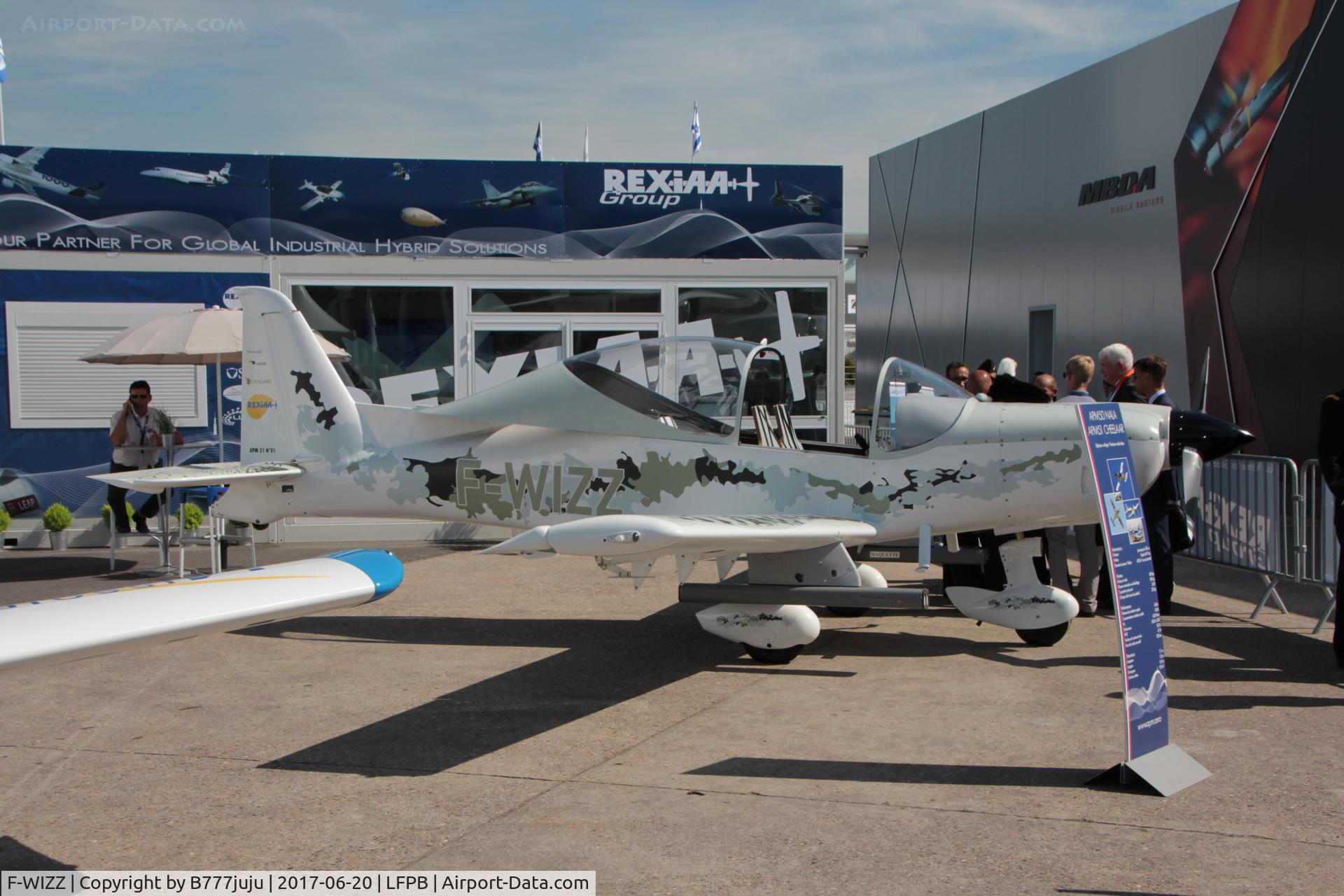 F-WIZZ, Issoire APM 51 Nala C/N 01, on display at SIAE 2017