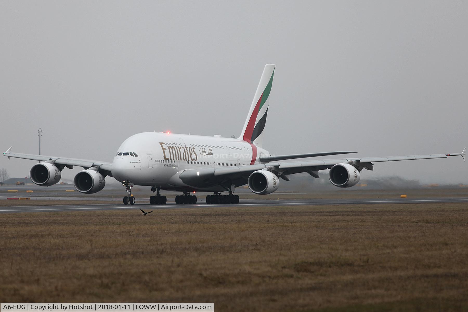 A6-EUG, 2016 Airbus A380-861 C/N 219, Departing and flashing