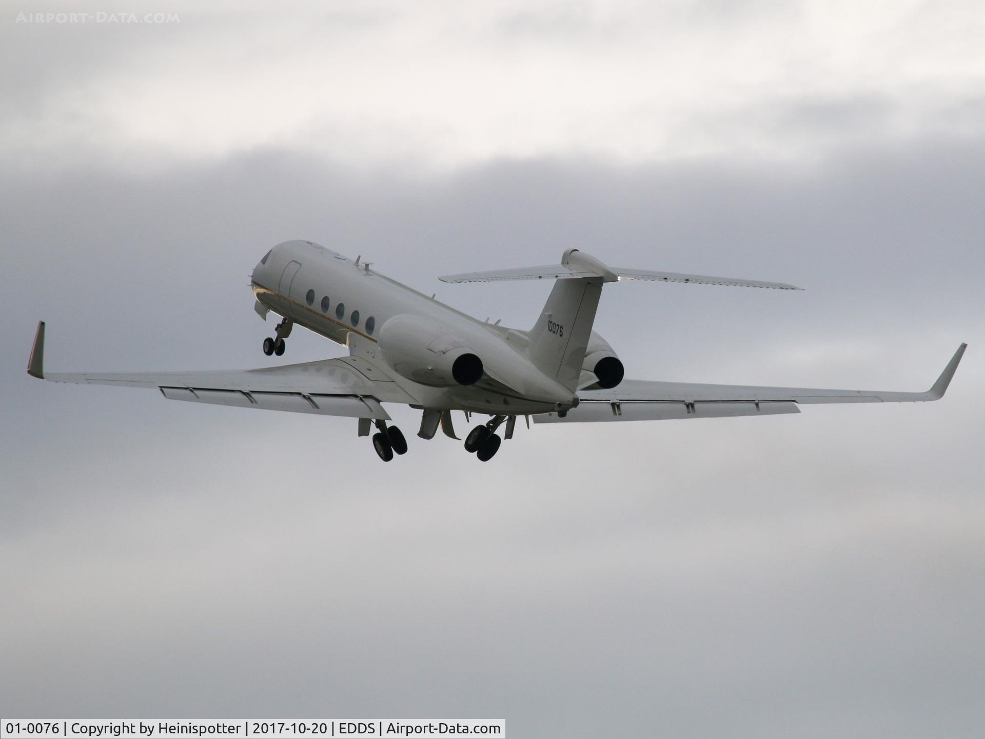 01-0076, 2001 Gulfstream Aerospace C-37A (G-V) C/N 645, 01-0076 at Stuttgart Airport.