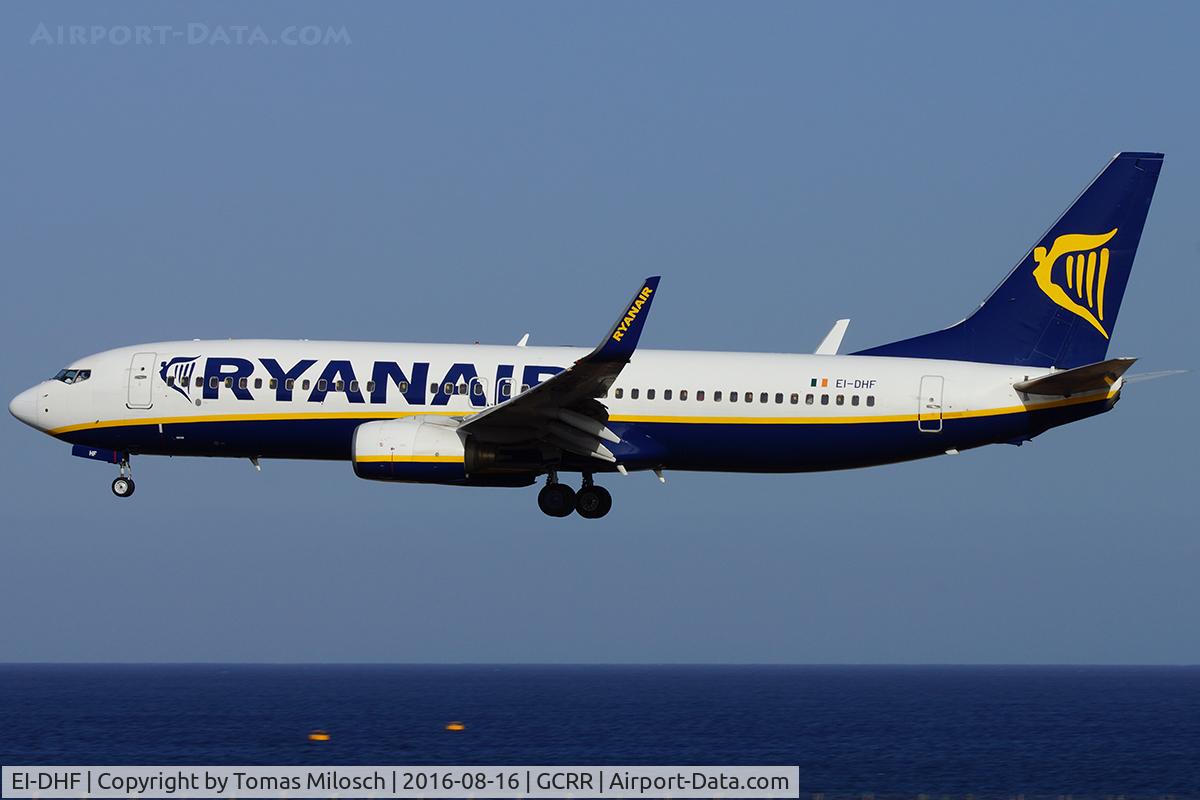 EI-DHF, 2005 Boeing 737-8AS C/N 33575, 