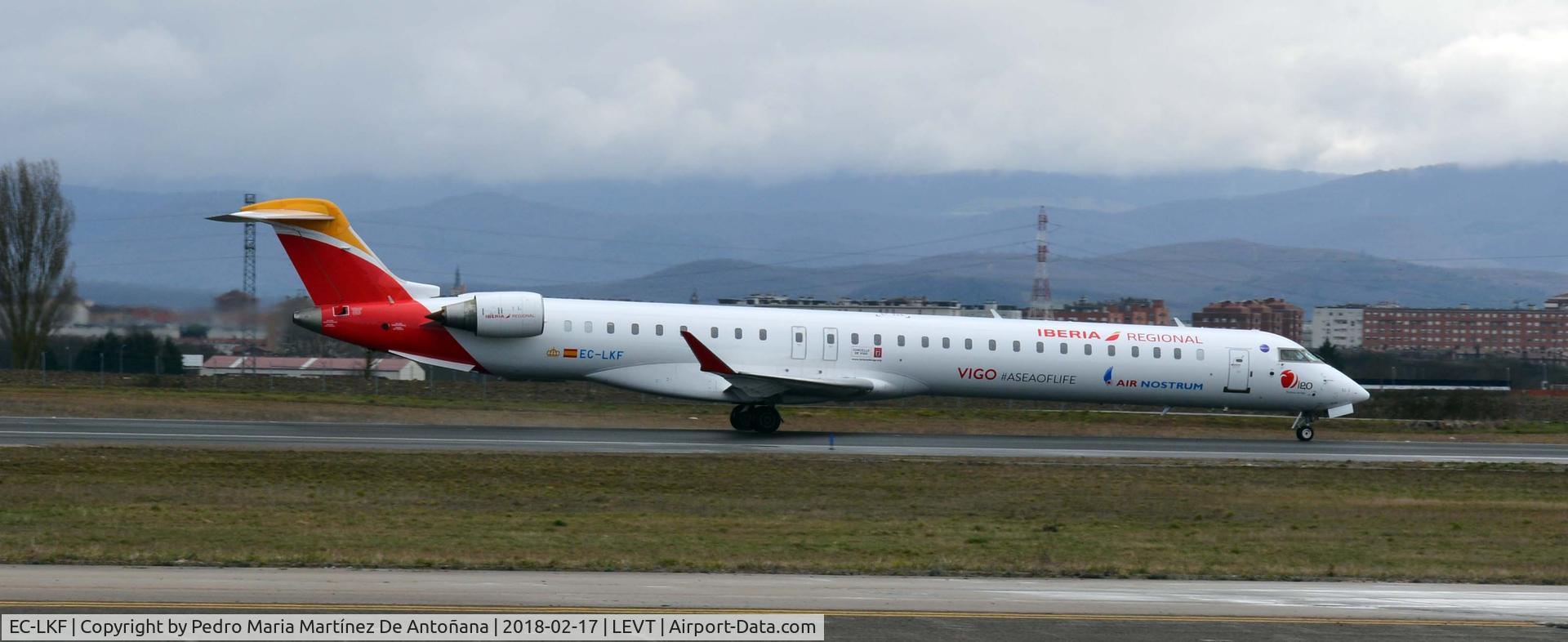 EC-LKF, 2010 Bombardier CRJ-1000ER NG (CL-600-2E25) C/N 19011, Foronda - Vitoria-Gasteiz - España