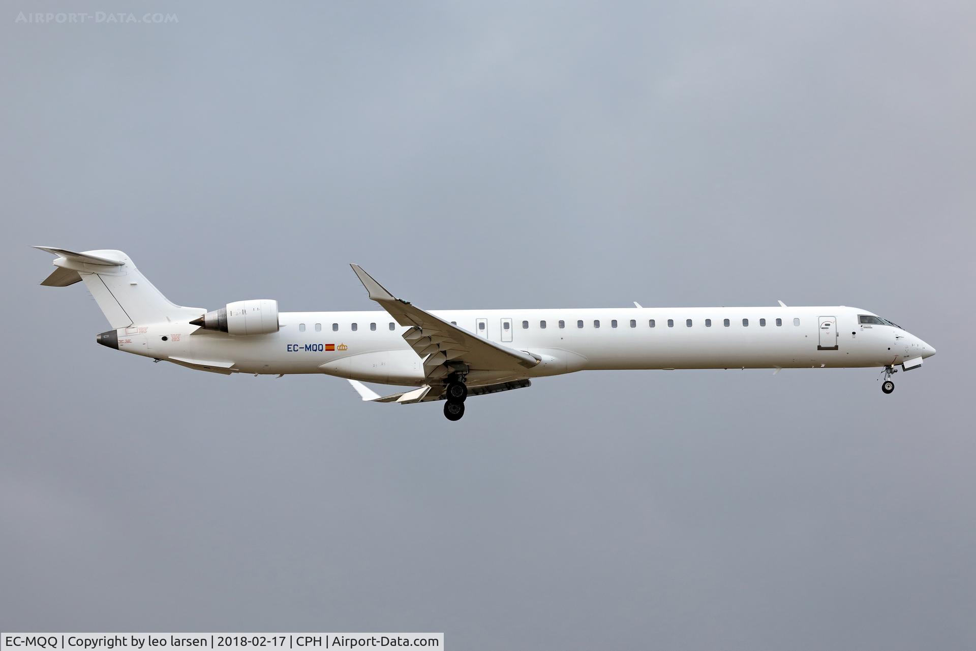 EC-MQQ, 2017 Bombardier CRJ-1000 (CL-600-2E25) C/N 19055, Copenhagen app to R-04L 17.2.2018