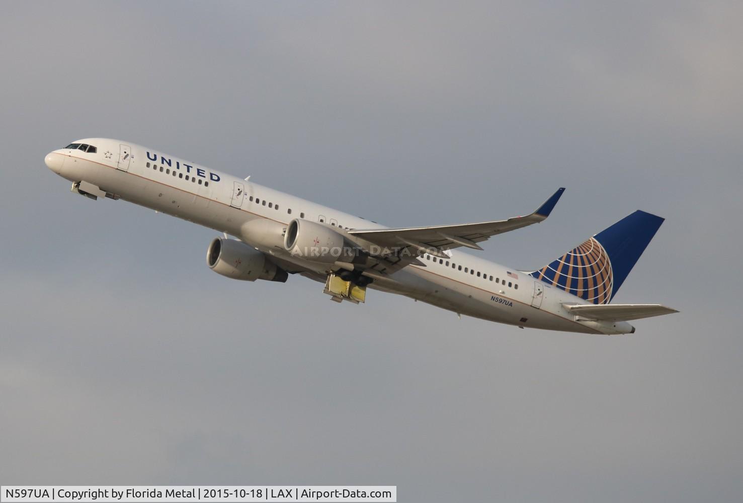 N597UA, 1998 Boeing 757-222 C/N 28750, United