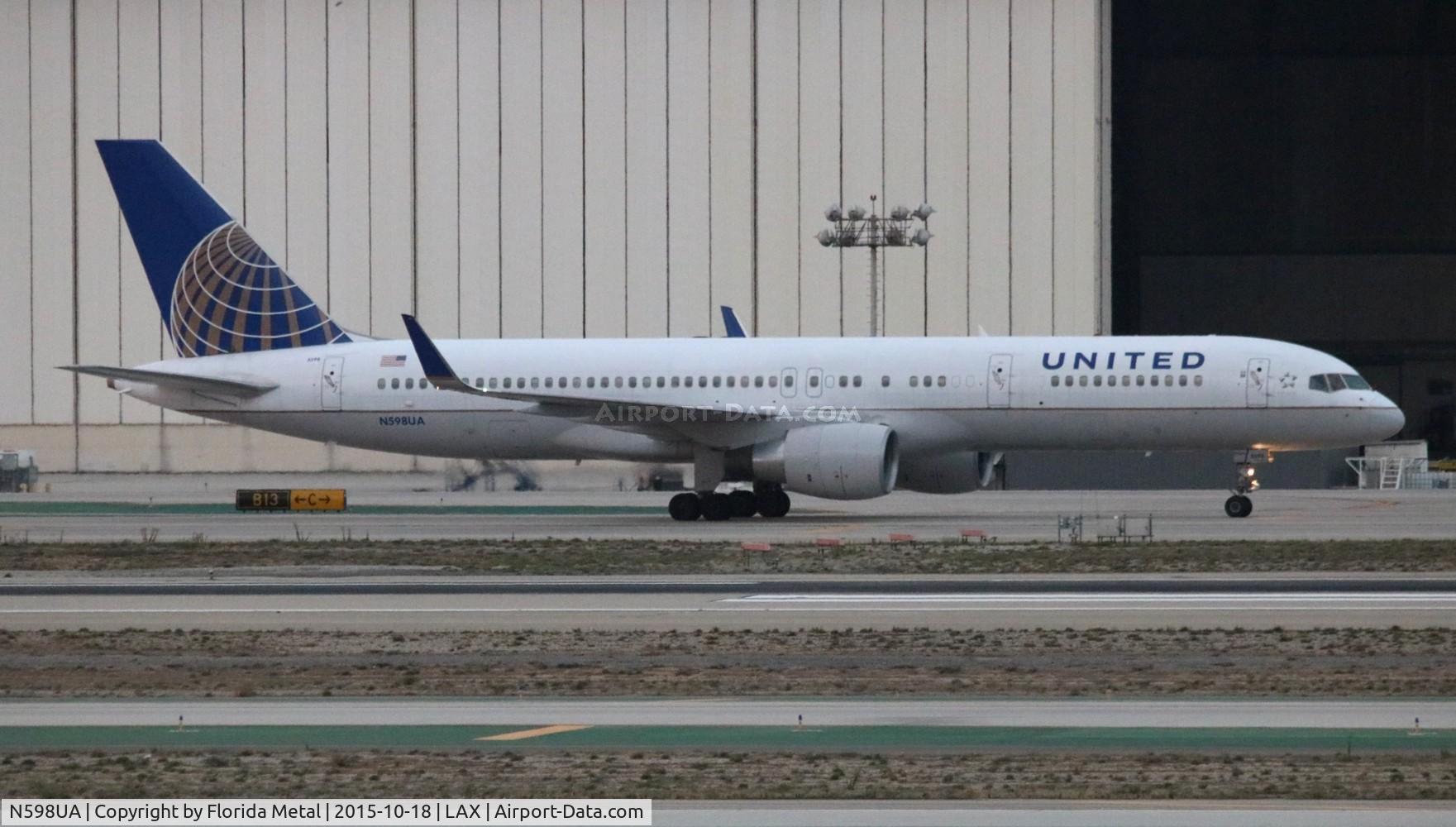 N598UA, 1999 Boeing 757-222 C/N 28751, United