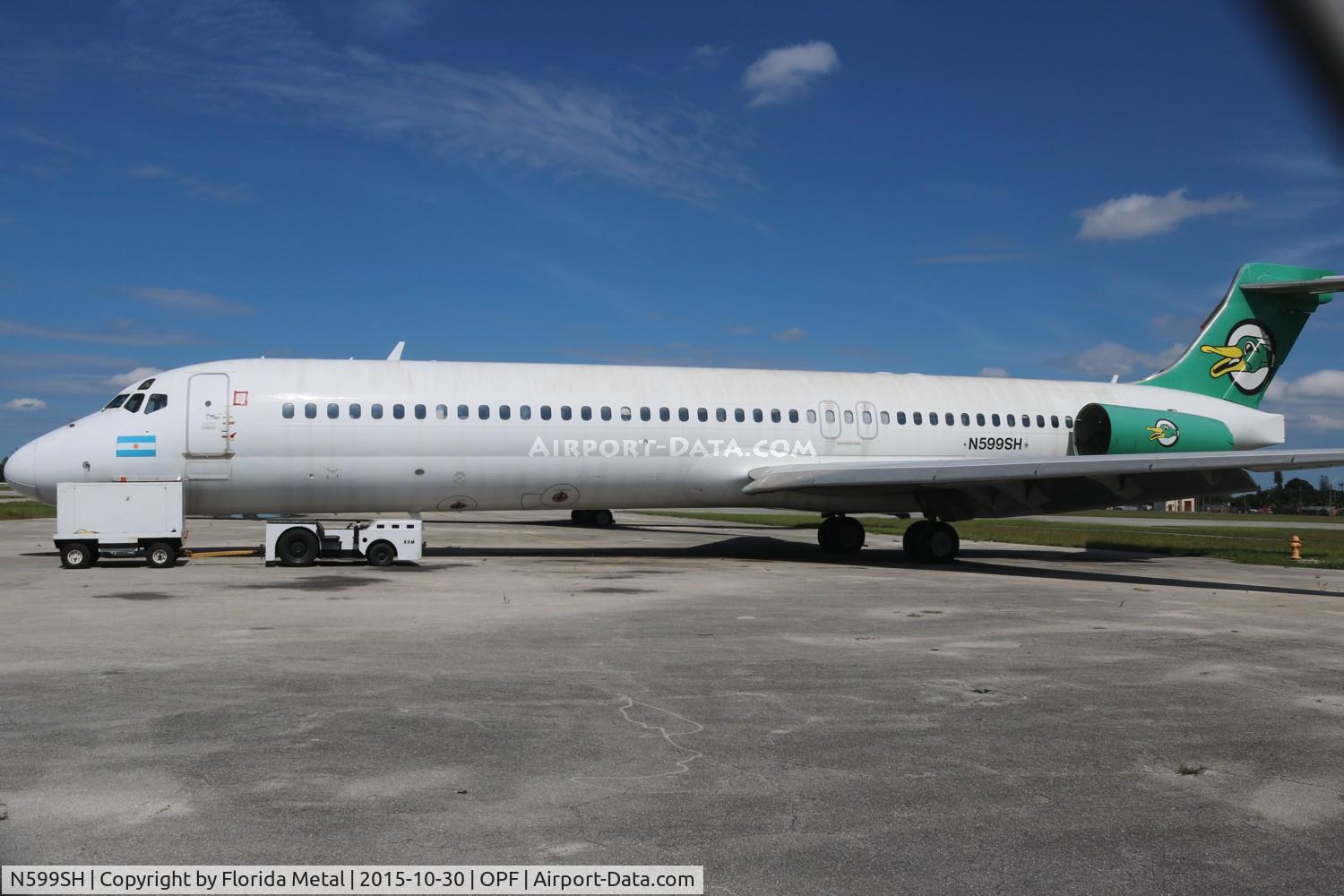 N599SH, 1988 McDonnell Douglas DC-9-87 C/N 49727, LEAL Argentina