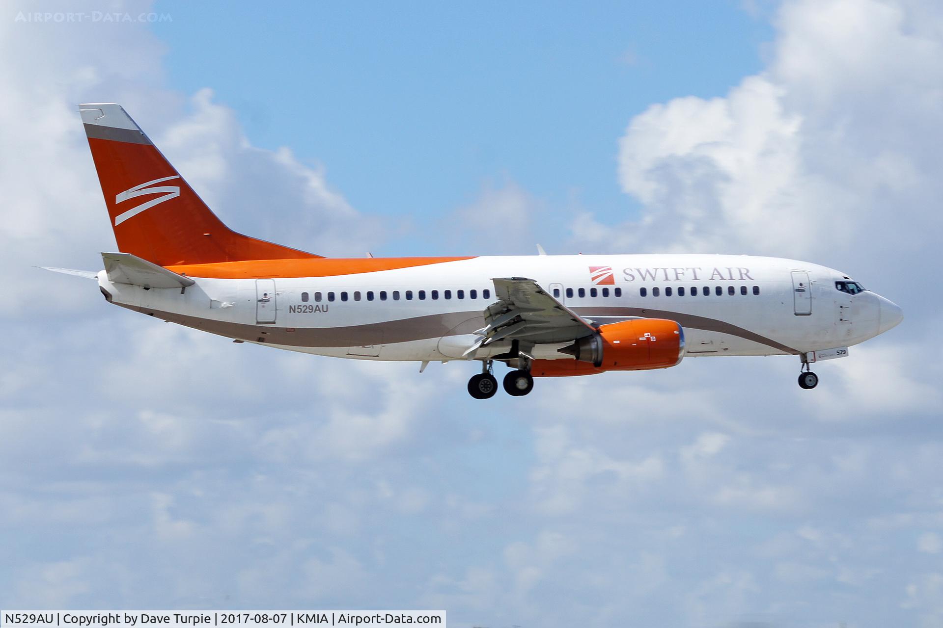N529AU, 1989 Boeing 737-3B7 C/N 24411, No comment.