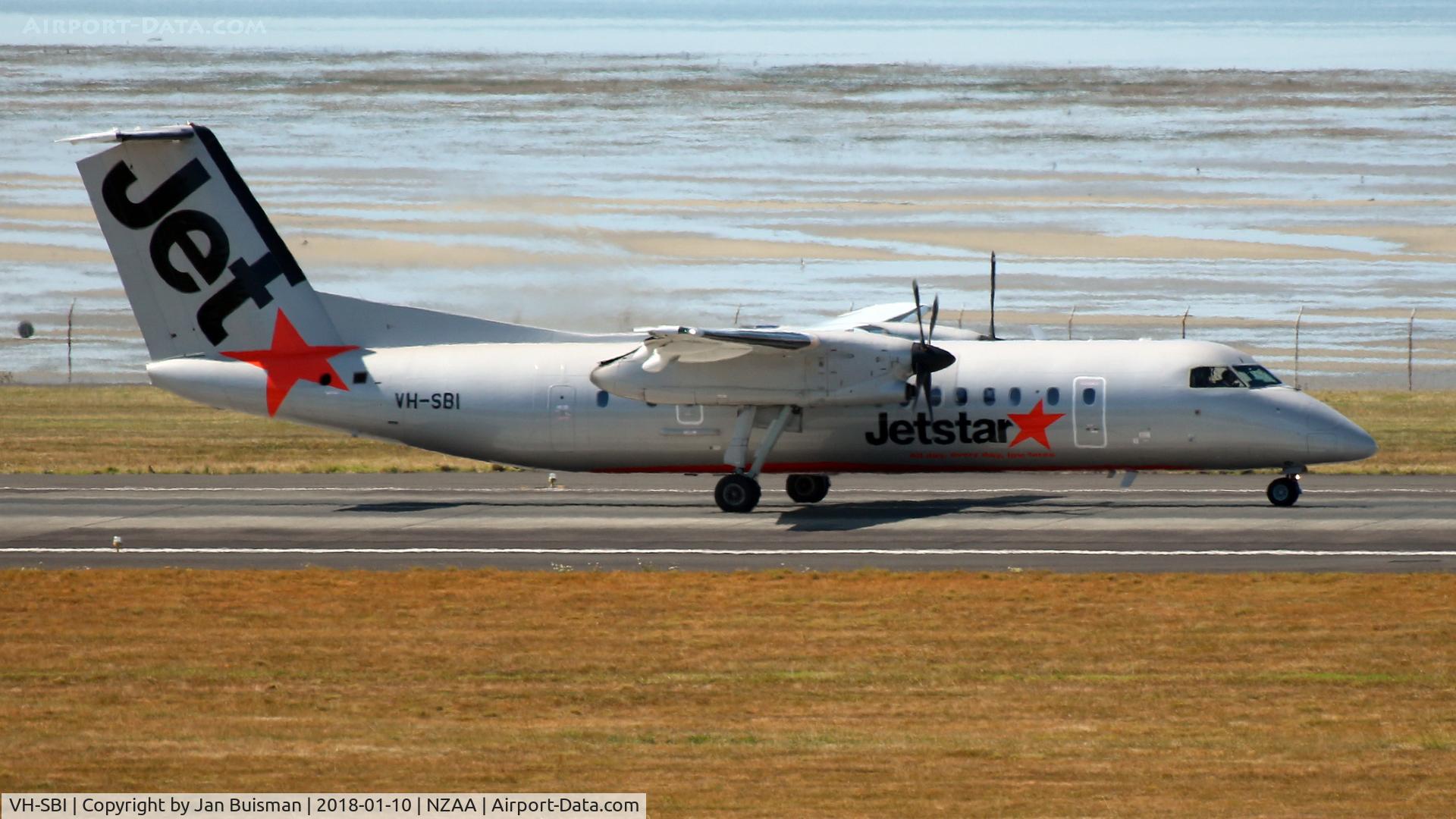 VH-SBI, 2004 De Havilland Canada DHC-8-315Q Dash 8 C/N 605, Jetstar