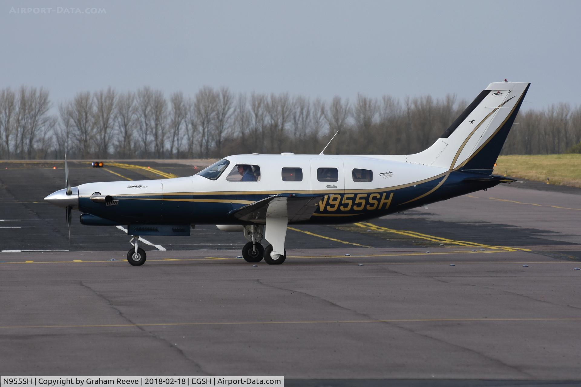 N955SH, 2002 Piper PA-46-350P Malibu Mirage C/N 4636339, Just landed at Norwich.
