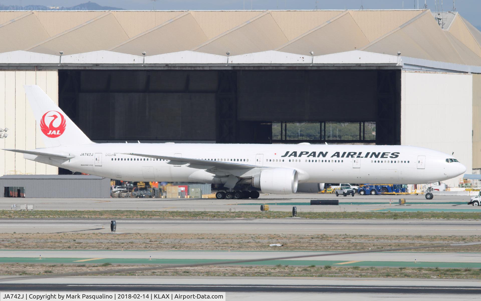 JA742J, 2009 Boeing 777-346/ER C/N 36129, Boeing 777-300ER