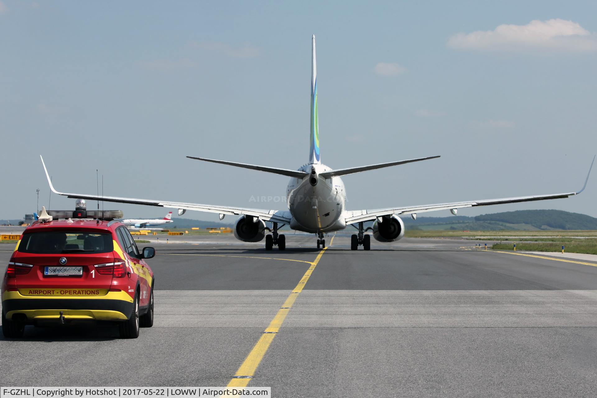 F-GZHL, 2014 Boeing 737-8K2 C/N 37791, Followed by the AD OPS.