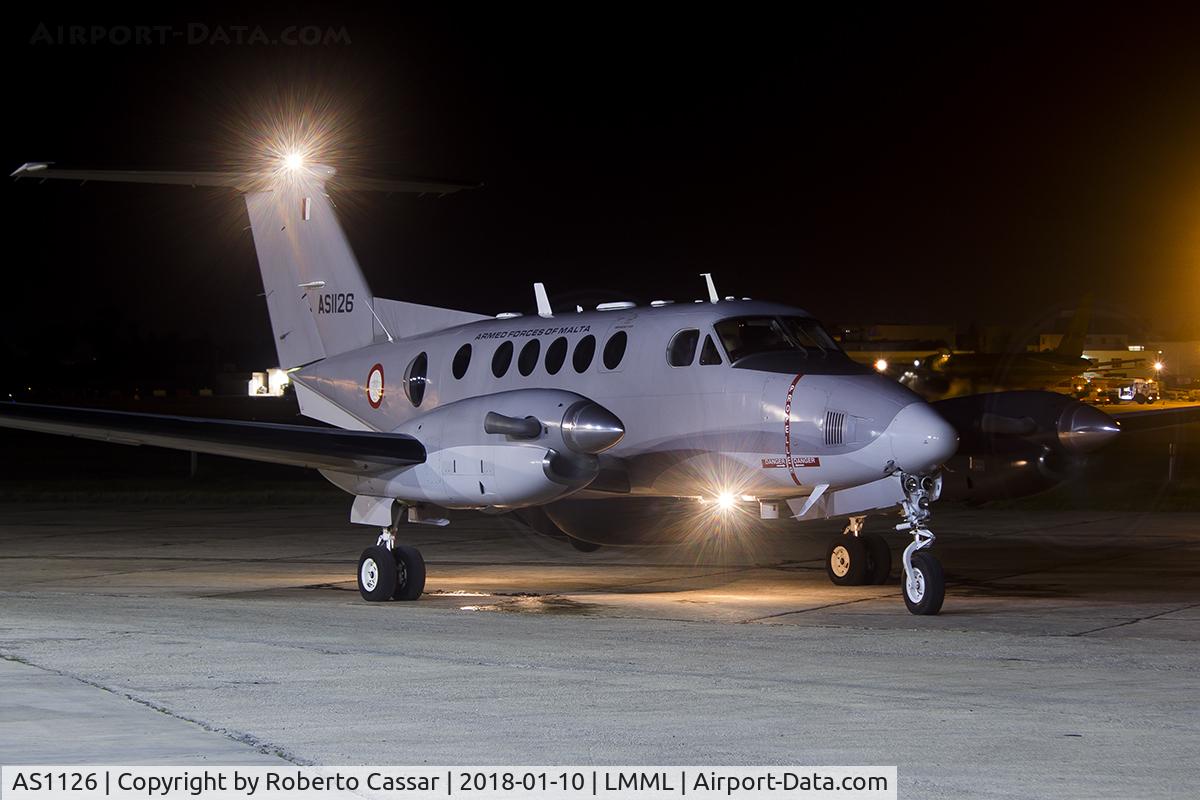 AS1126, 2010 Hawker Beechcraft B200 King Air C/N BB-2016, Park 7