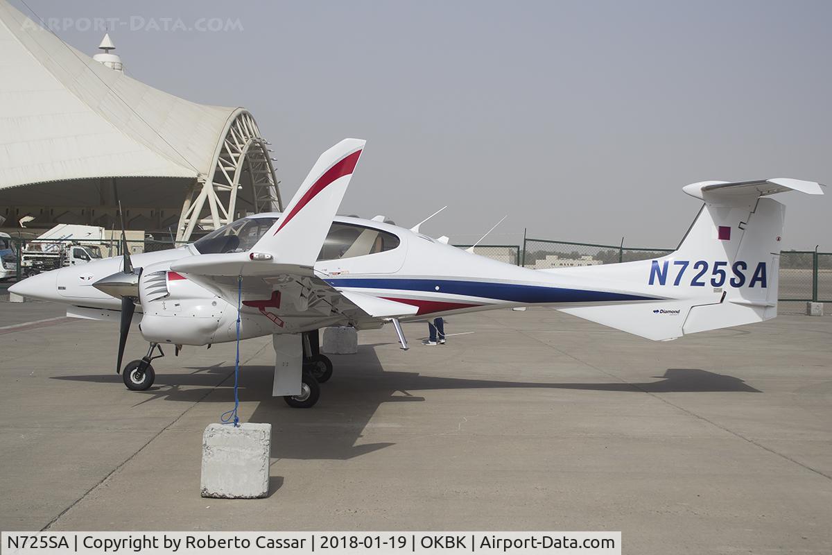N725SA, 2010 Diamond DA-42NG Twin Star C/N 42.N021, Kuwait Aviation Show 2018