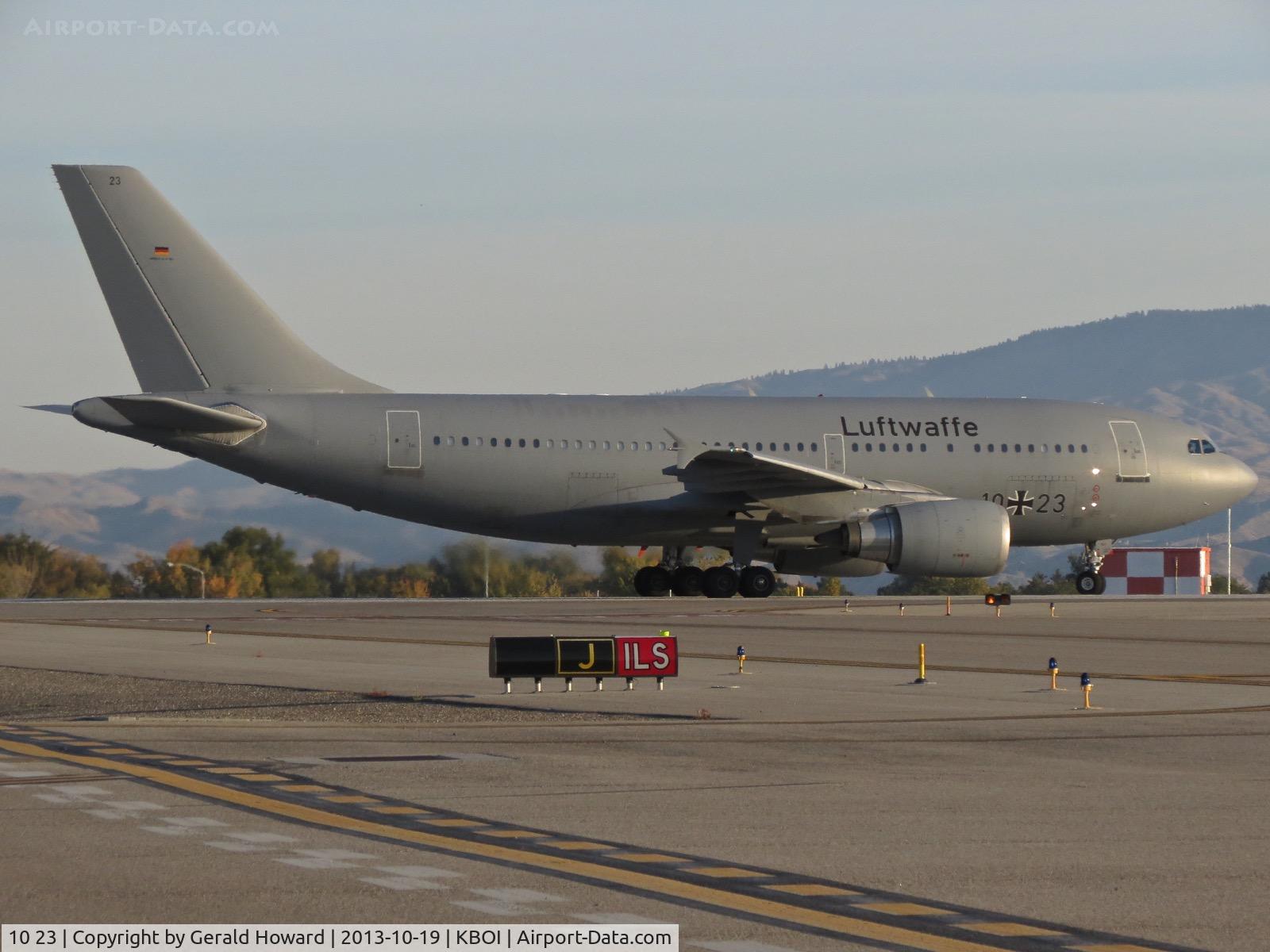 10 23, 1989 Airbus A310-304 C/N 503, Starting take off roll on RWY 10R.