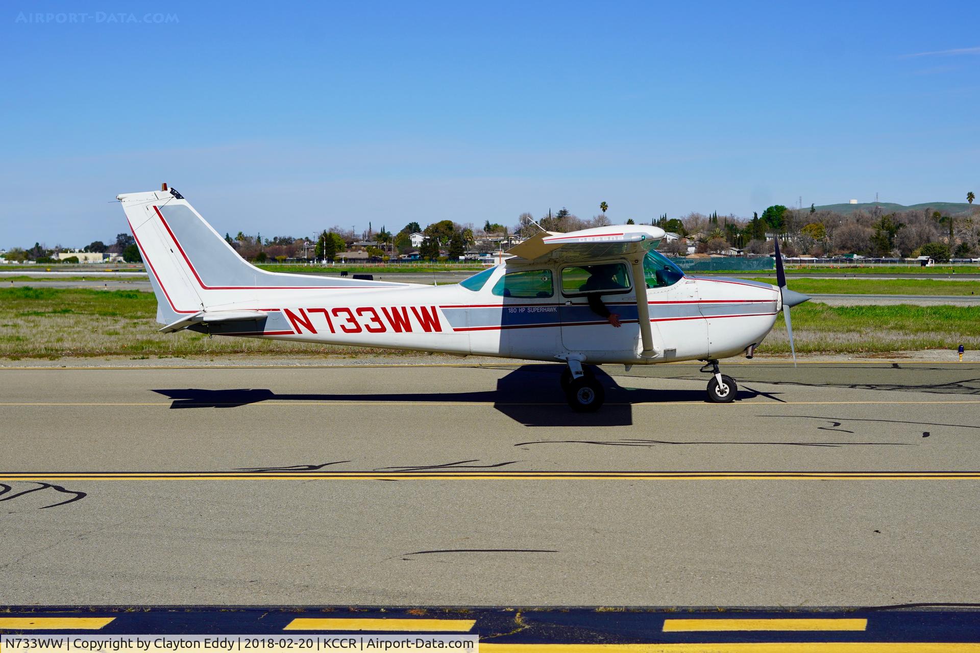 N733WW, 1977 Cessna 172N C/N 17268616, Buchanan Field Concord California 2018.