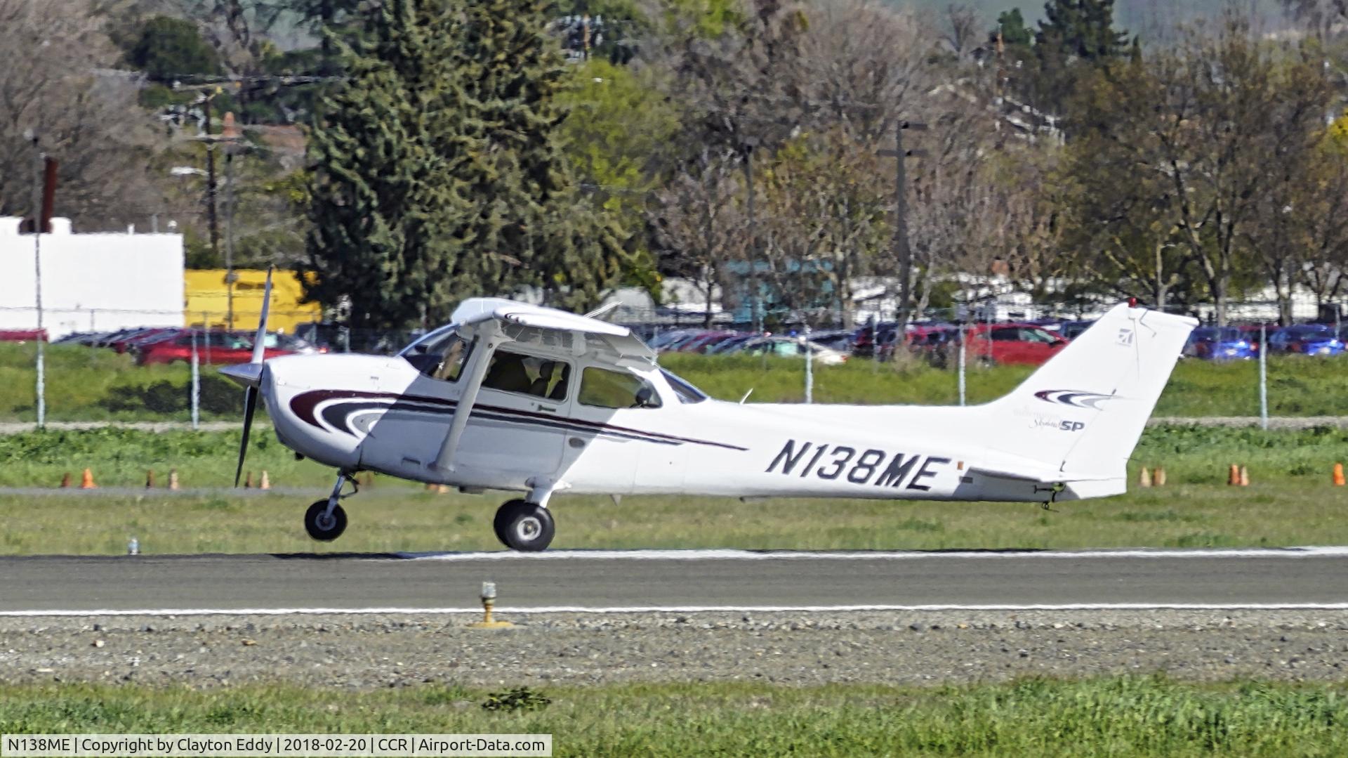 N138ME, 2000 Cessna 172S C/N 172S8422, Buchanan Field Concord California 2018.