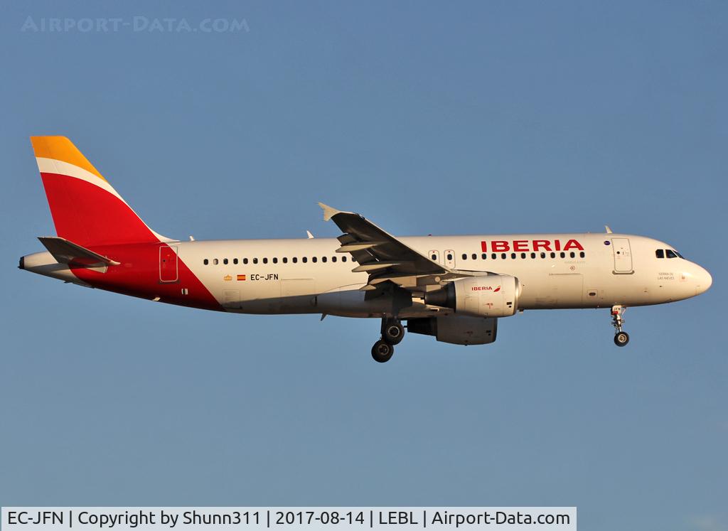 EC-JFN, 2005 Airbus A320-214 C/N 2391, Landing rwy 25R in n/c