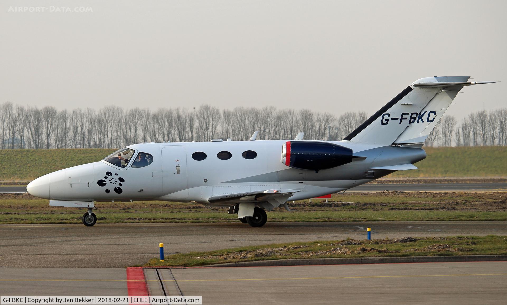 G-FBKC, 2008 Cessna 510 Citation Mustang Citation Mustang C/N 510-0127, Arriving at Lelystad Airport
