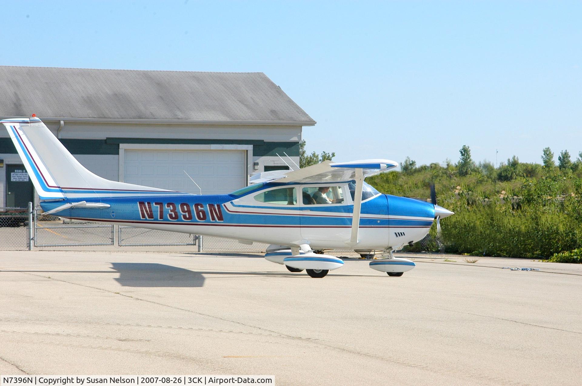 N7396N, 1974 Cessna 182P Skylane C/N 18263179, Showing off it's brand new paint job!!!