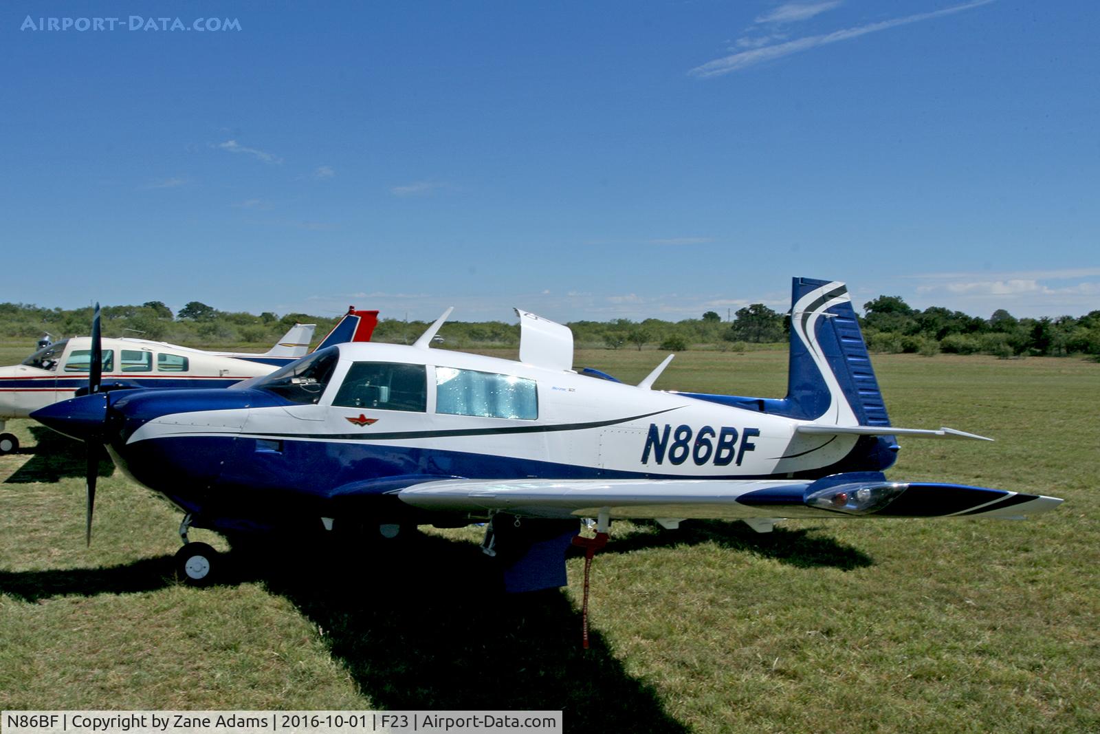 N86BF, 1981 Mooney M20J 201 C/N 24-1223, At the 2016 Ranger, Texas Fly-in