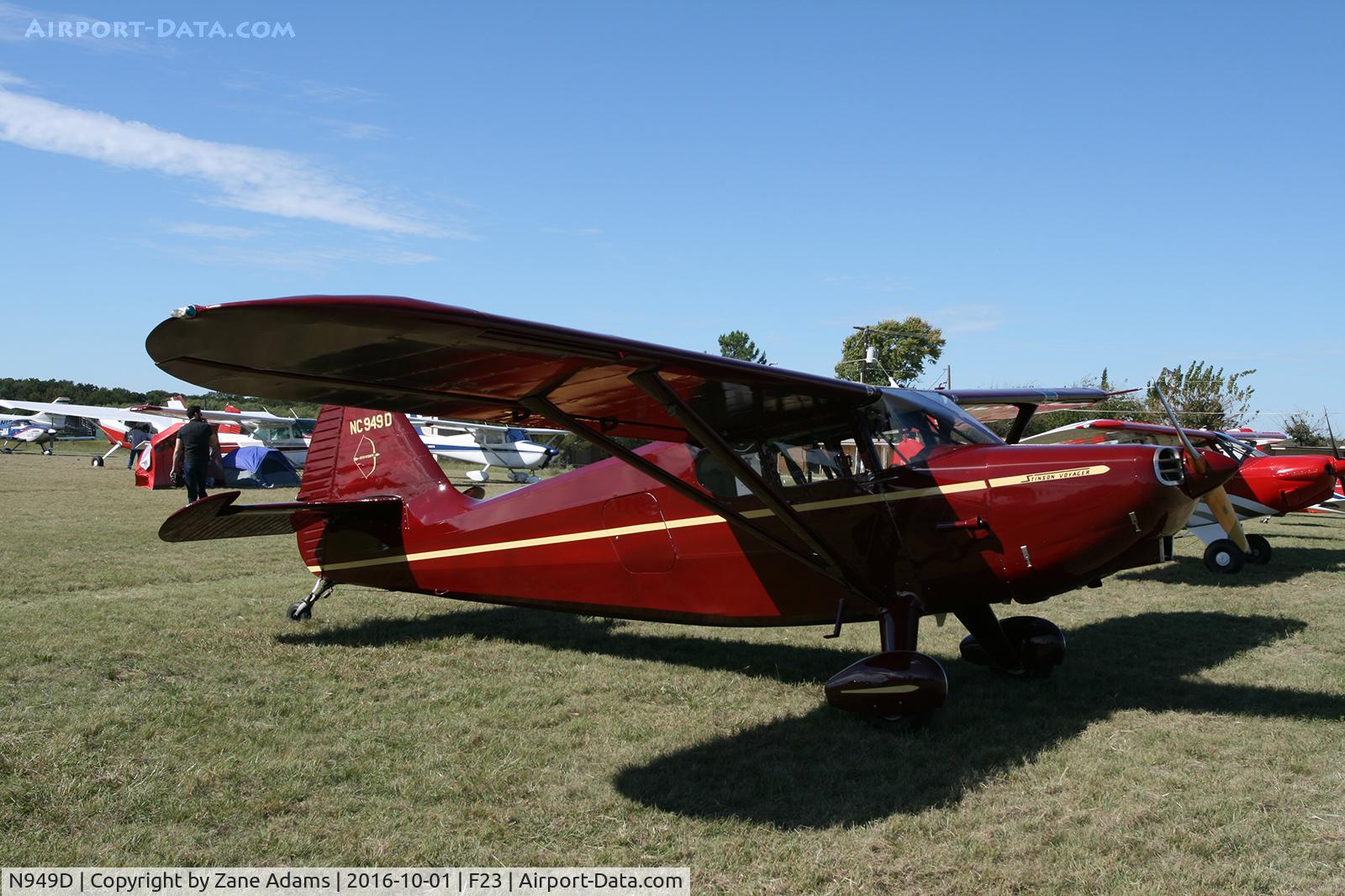 N949D, 1947 Stinson 108-2 Voyager C/N 1082949, At the 2016 Ranger, Texas Fly-in
