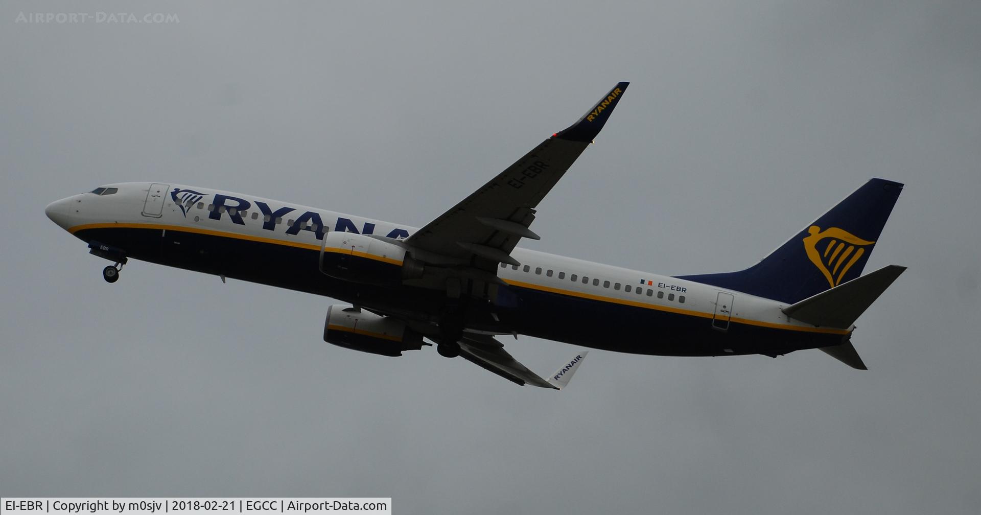 EI-EBR, 2009 Boeing 737-8AS C/N 37530, Taken from the Airport Pub