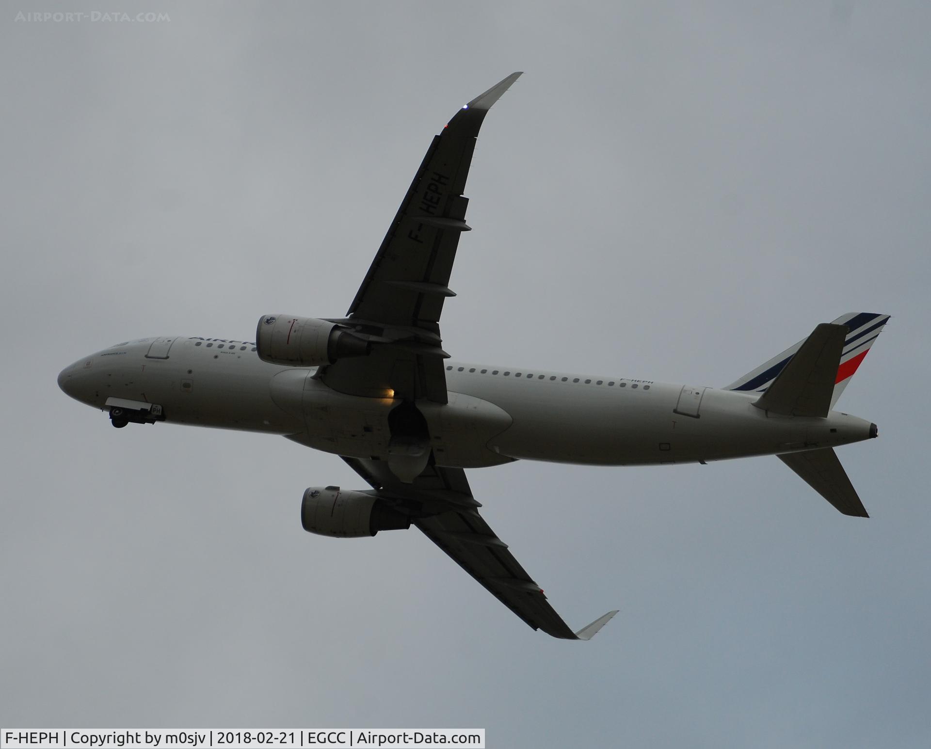 F-HEPH, 2013 Airbus A320-214 C/N 5869, Taken from the Airport Pub