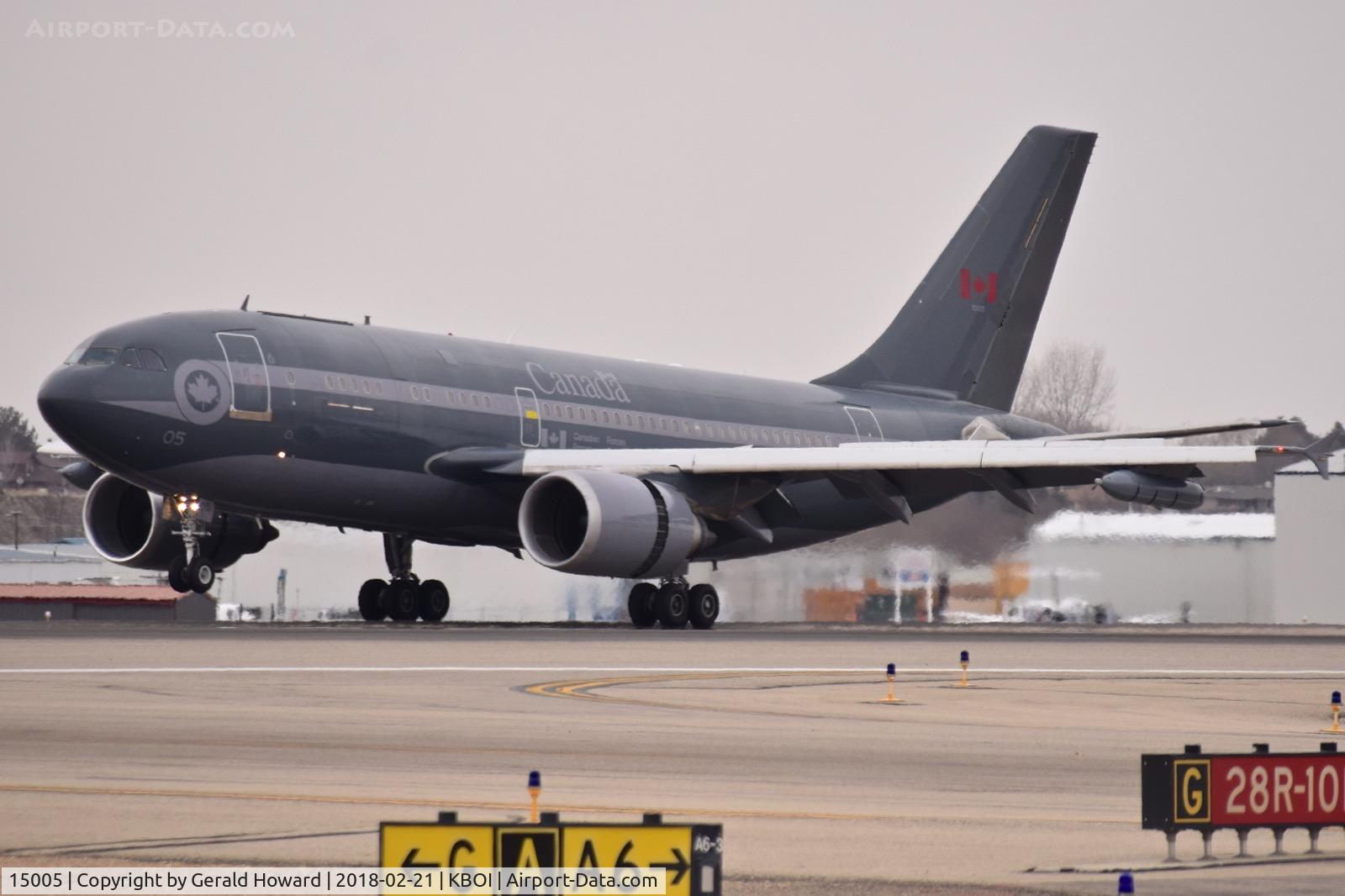 15005, 1987 Airbus CC-150 Polaris (A310-304(F)) C/N 441, Landing RWY 10R.  437 Squadron, CFB Trenton, Ontario, Canada.