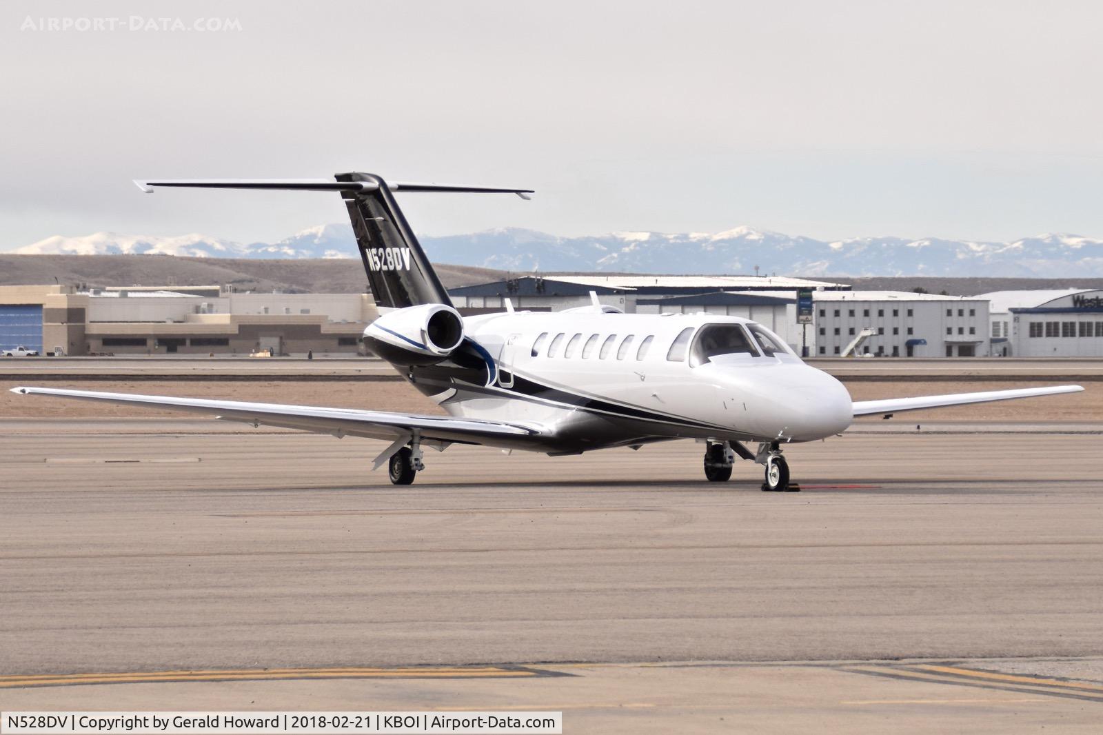 N528DV, 2009 Cessna 525B Citationjet CJ3 C/N 525B-0329, Parked on the north GA ramp.