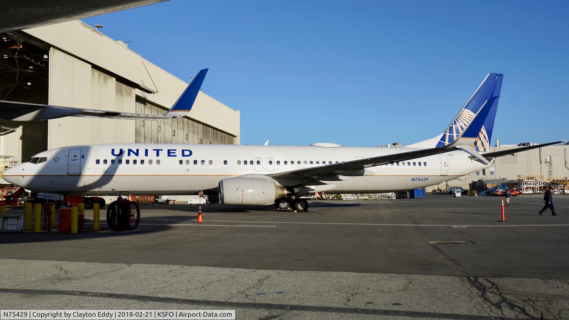 N75429, 2008 Boeing 737-924/ER C/N 30130, SFO 2018.