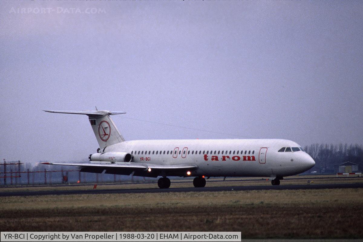 YR-BCI, 1977 BAC 111-525FT One-Eleven C/N BAC.252, Tarom BAC One-Eleven 525FT landing at Schiphol airport, the Netherlands, 1988