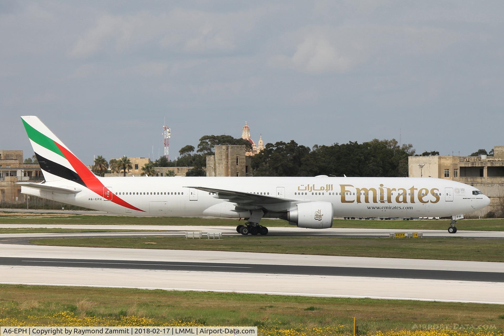 A6-EPH, 2015 Boeing 777-31H/ER C/N 42327, B777 A6-EPH Emirates Airlines