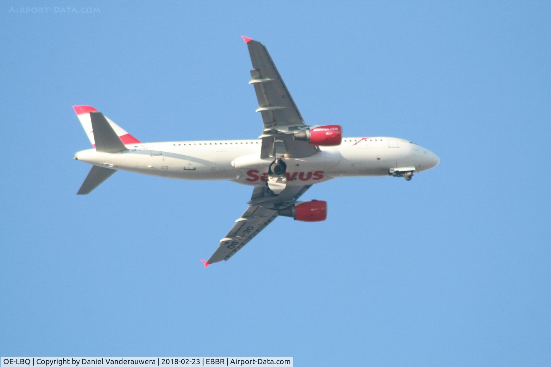 OE-LBQ, 1999 Airbus A320-214 C/N 1137, Flight OS353 on approach to RWY 07L