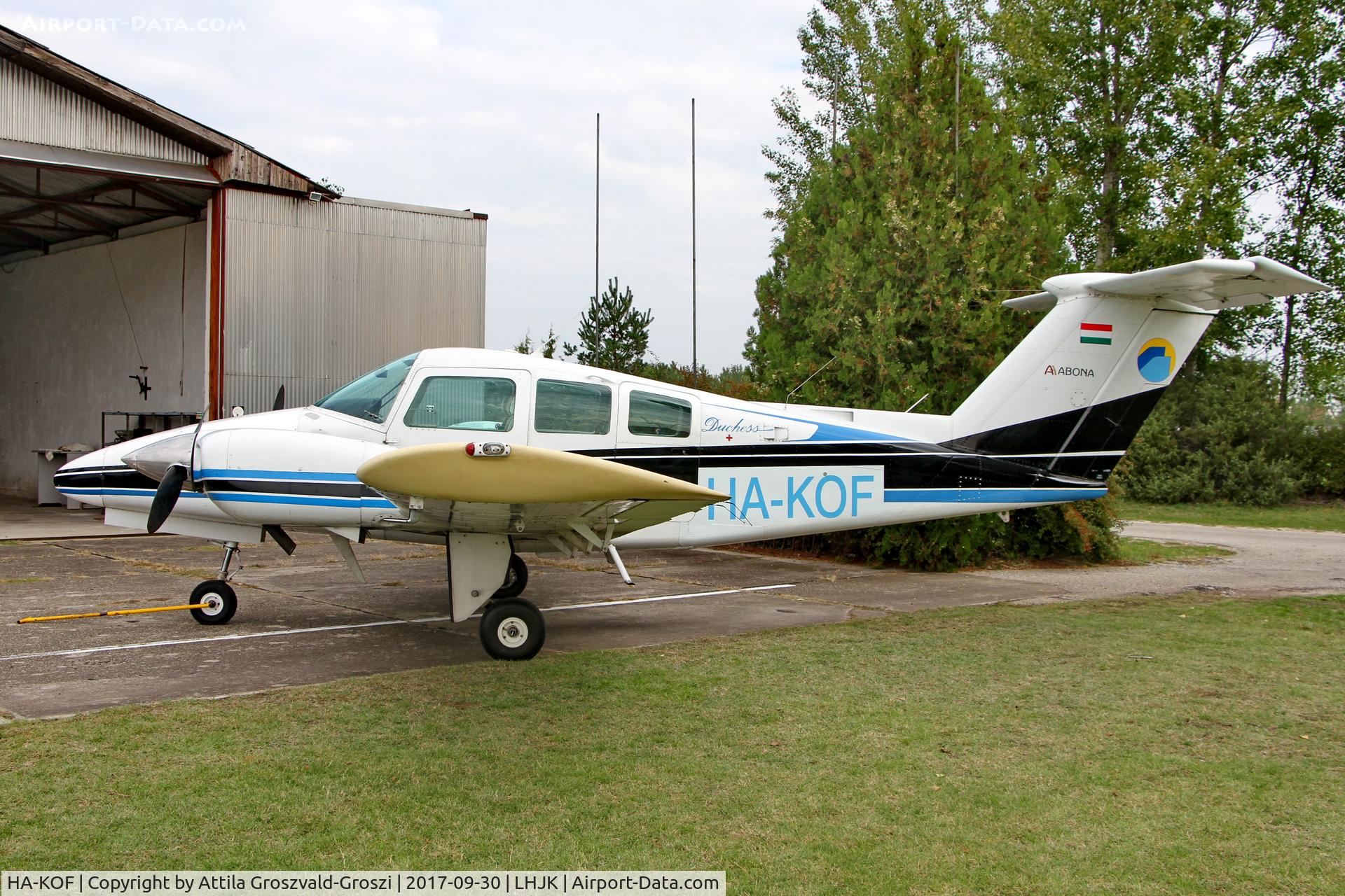 HA-KOF, 1980 Beech 76 Duchess Duchess C/N ME-330, Jakabszállás Airport, Hungary