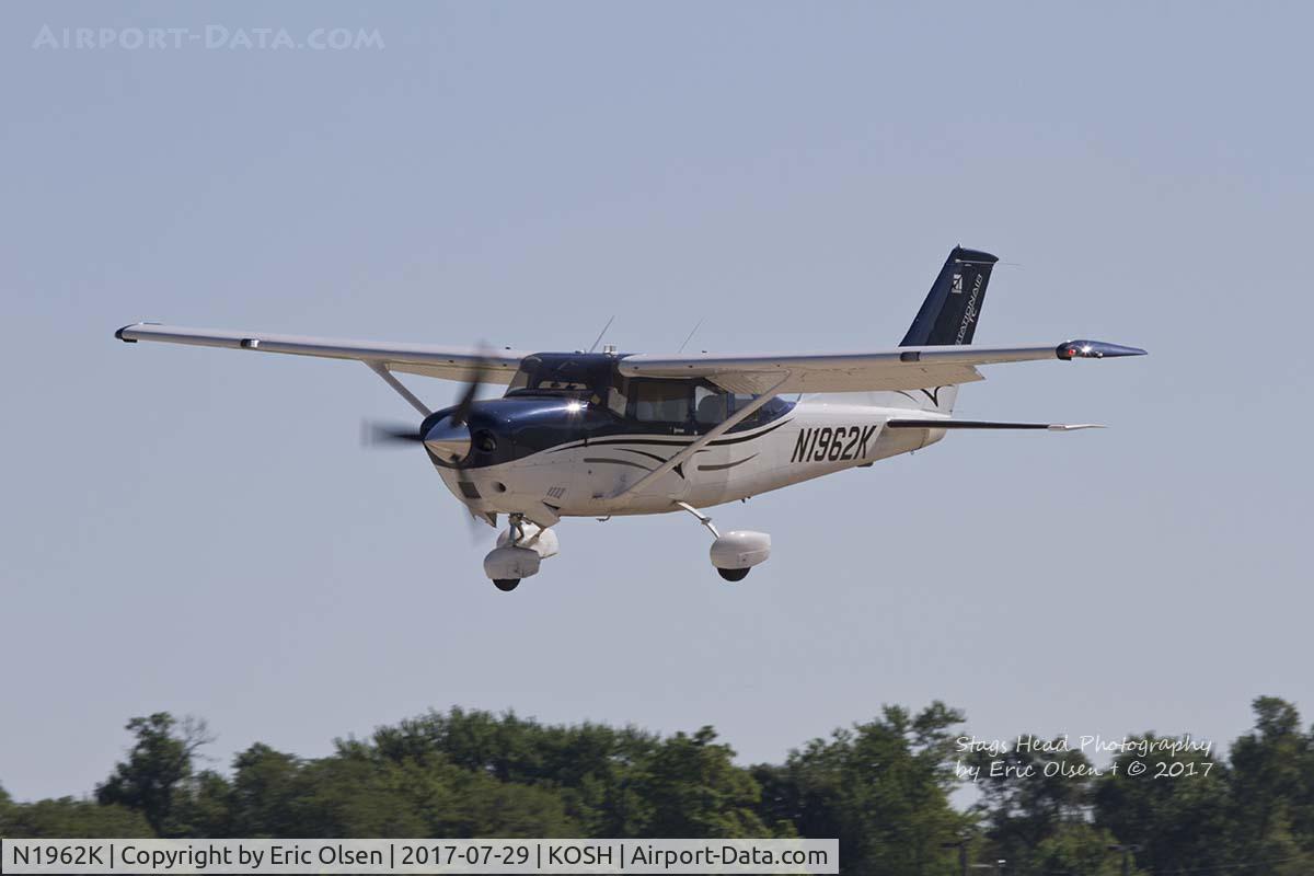 N1962K, 2013 Cessna T206H Turbo Stationair Turbo Stationair C/N T20609092, Cessna T206H at Airventure.