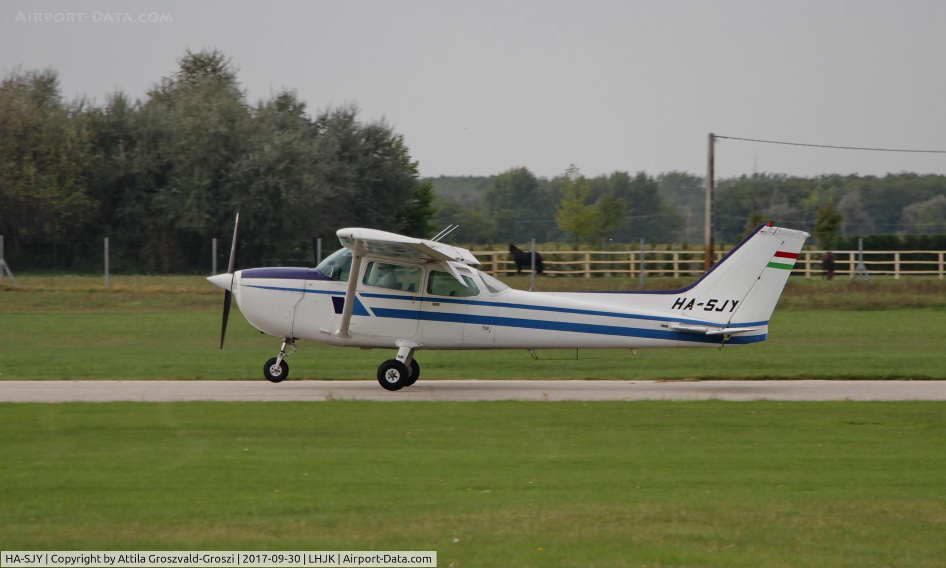 HA-SJY, Cessna 172N C/N 17268609, Jakabszállás Airport, Hungary