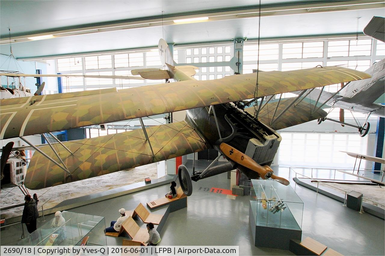 2690/18, 1918 Pfalz DXII C/N 3240, Pfalz DXII, Air & Space Museum Paris-Le Bourget Airport (LFPB-LBG)