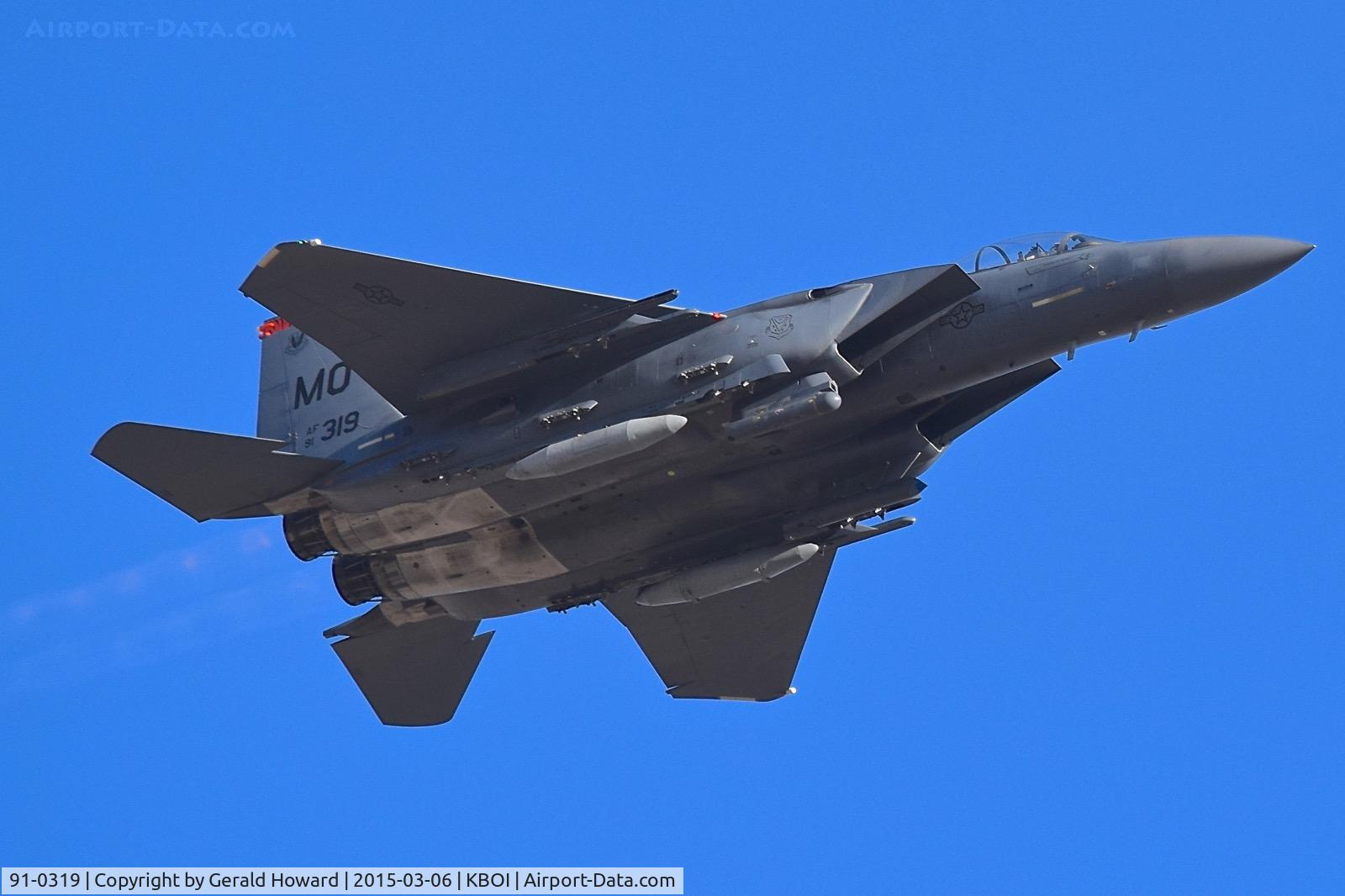 91-0319, 1991 McDonnell Douglas F-15E Strike Eagle C/N 1226/E184, Making a low approach to RWY 10R.  391st Fighter Sq. 