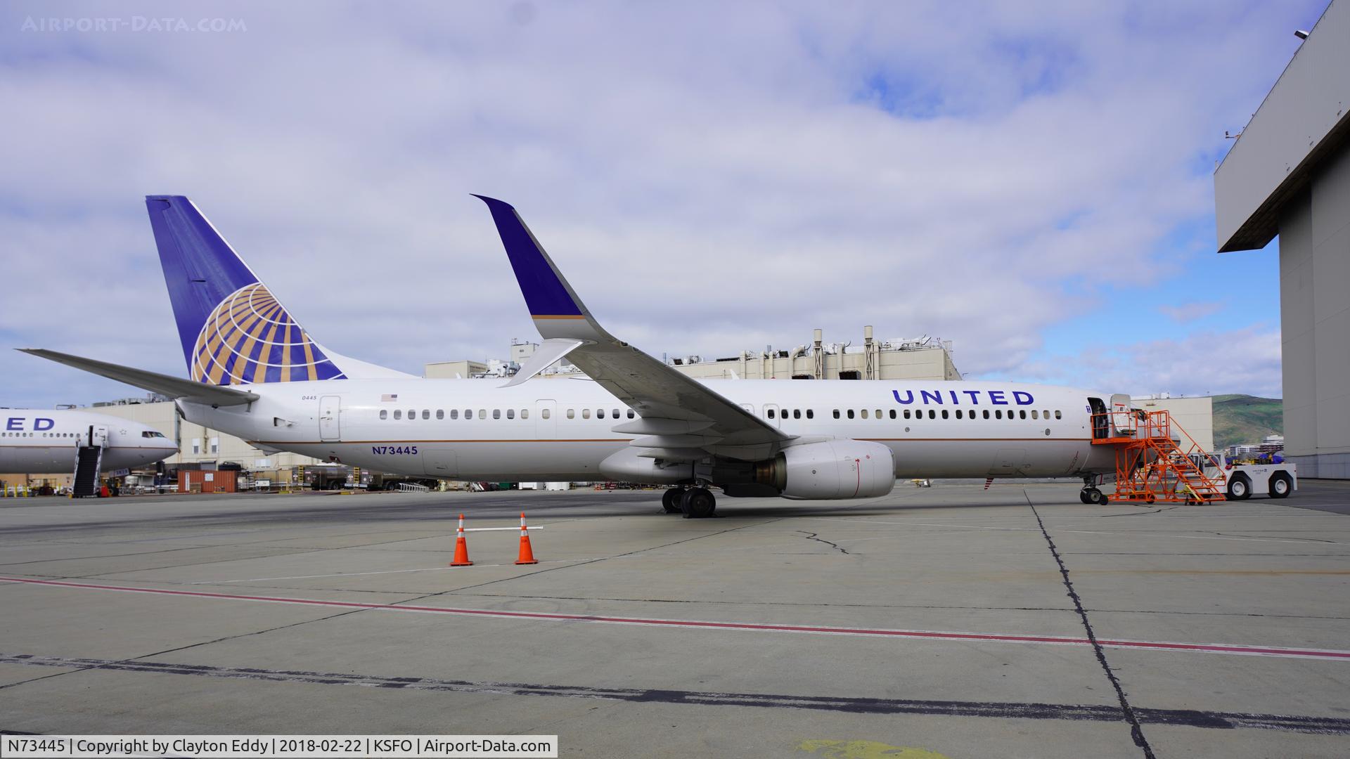 N73445, 2011 Boeing 737-924/ER C/N 40000, SFO 2018.