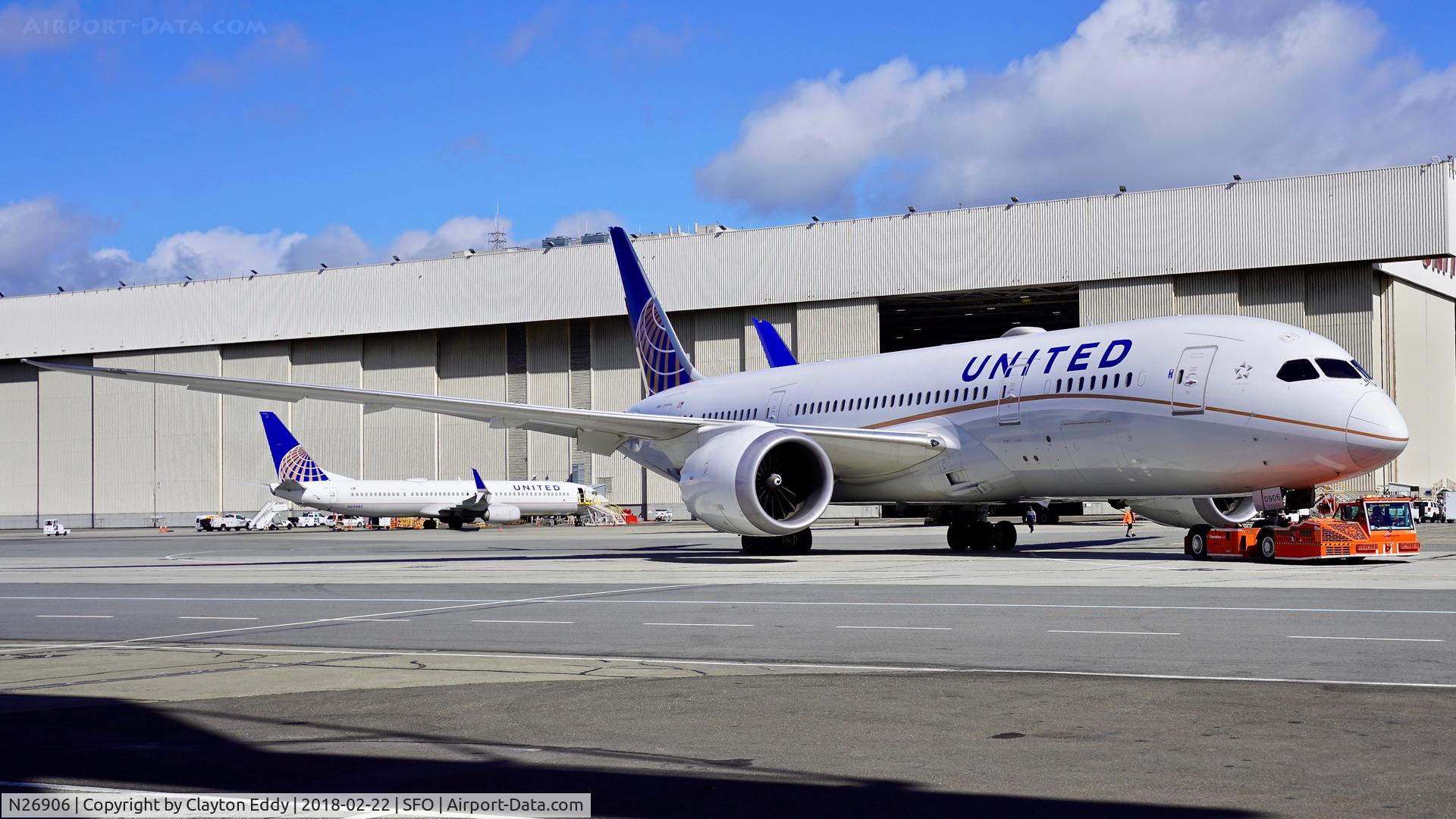 N26906, 2012 Boeing 787-8 Dreamliner C/N 34829, SFO 2018.
