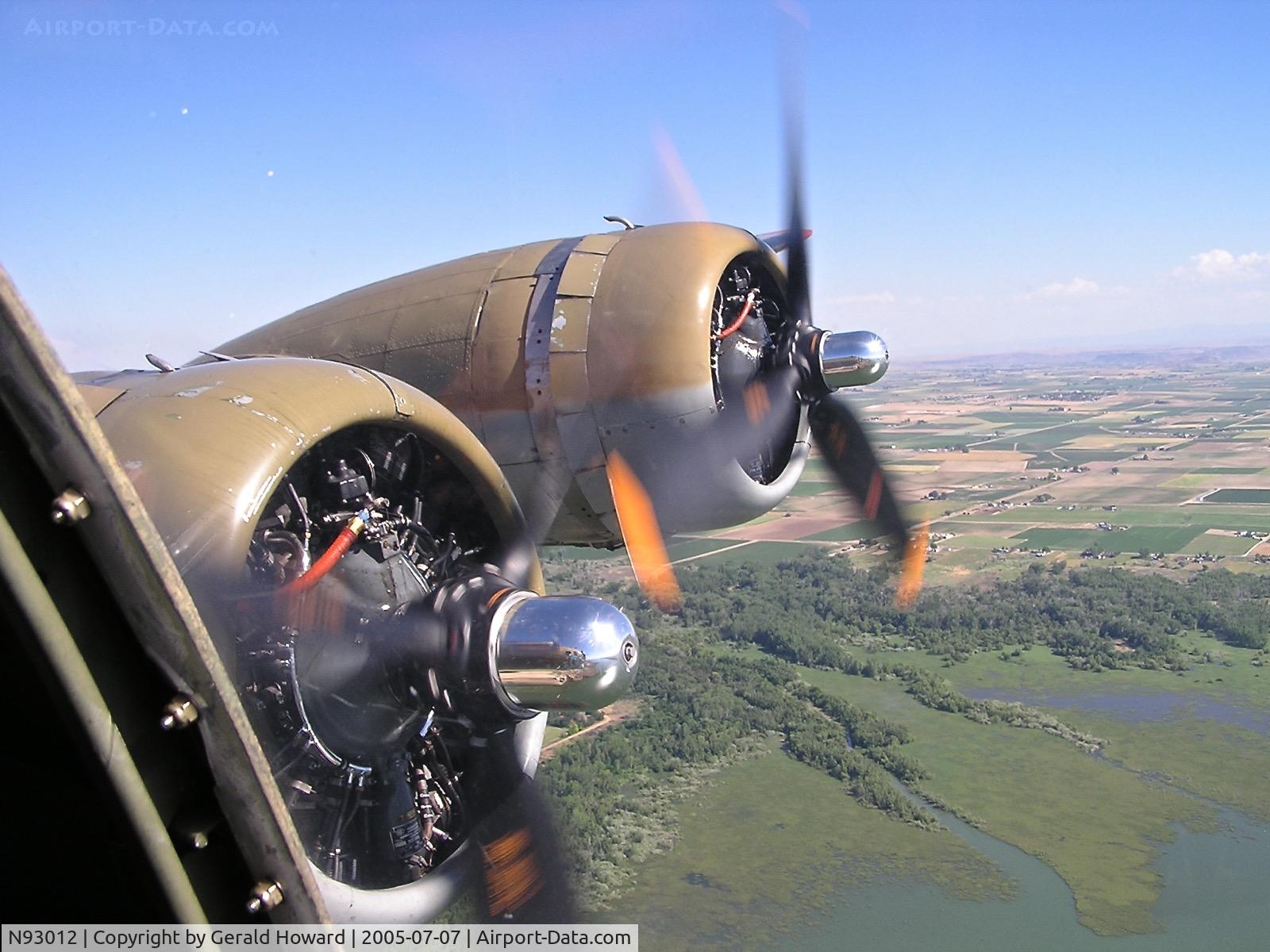 N93012, 1944 Boeing B-17G-30-BO Flying Fortress C/N 32264, From the cockpit.