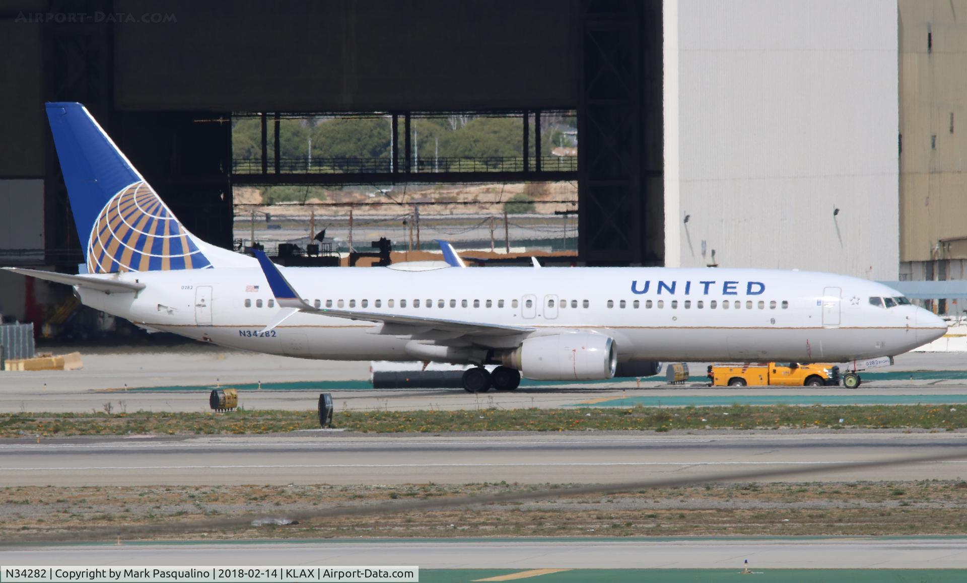 N34282, 2004 Boeing 737-824 C/N 31634, Boeing 737-800