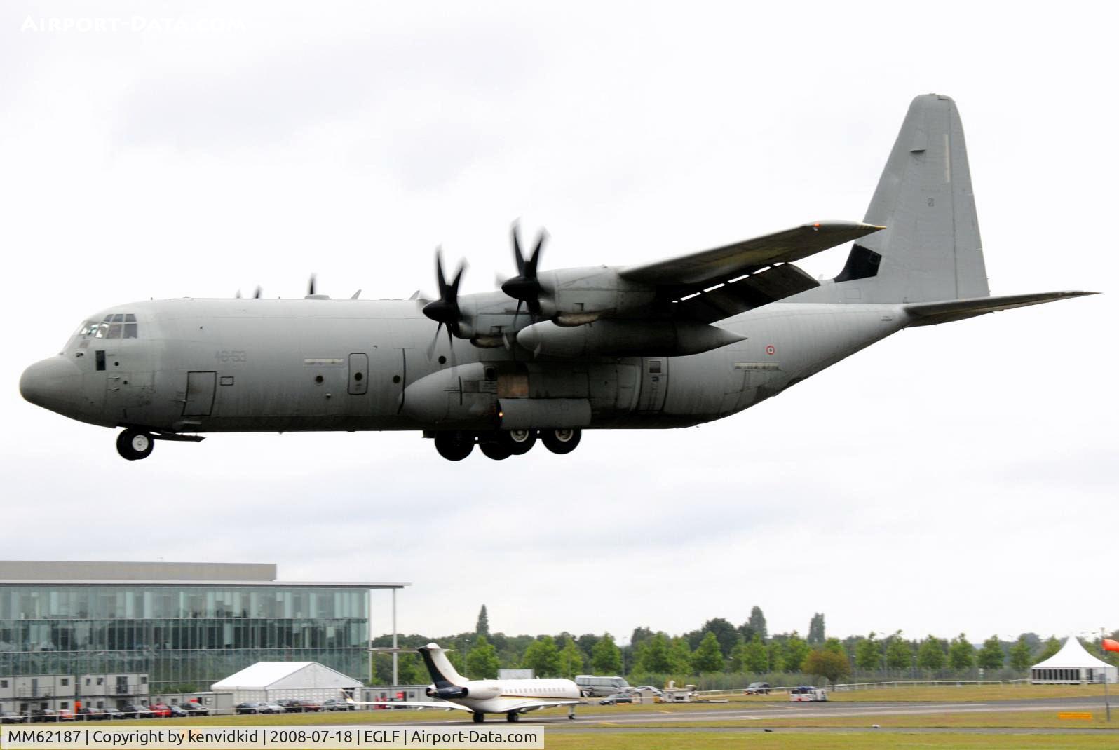 MM62187, 2000 Lockheed Martin C-130J-30 Super Hercules C/N 382-5521, Arriving at Farnborough.