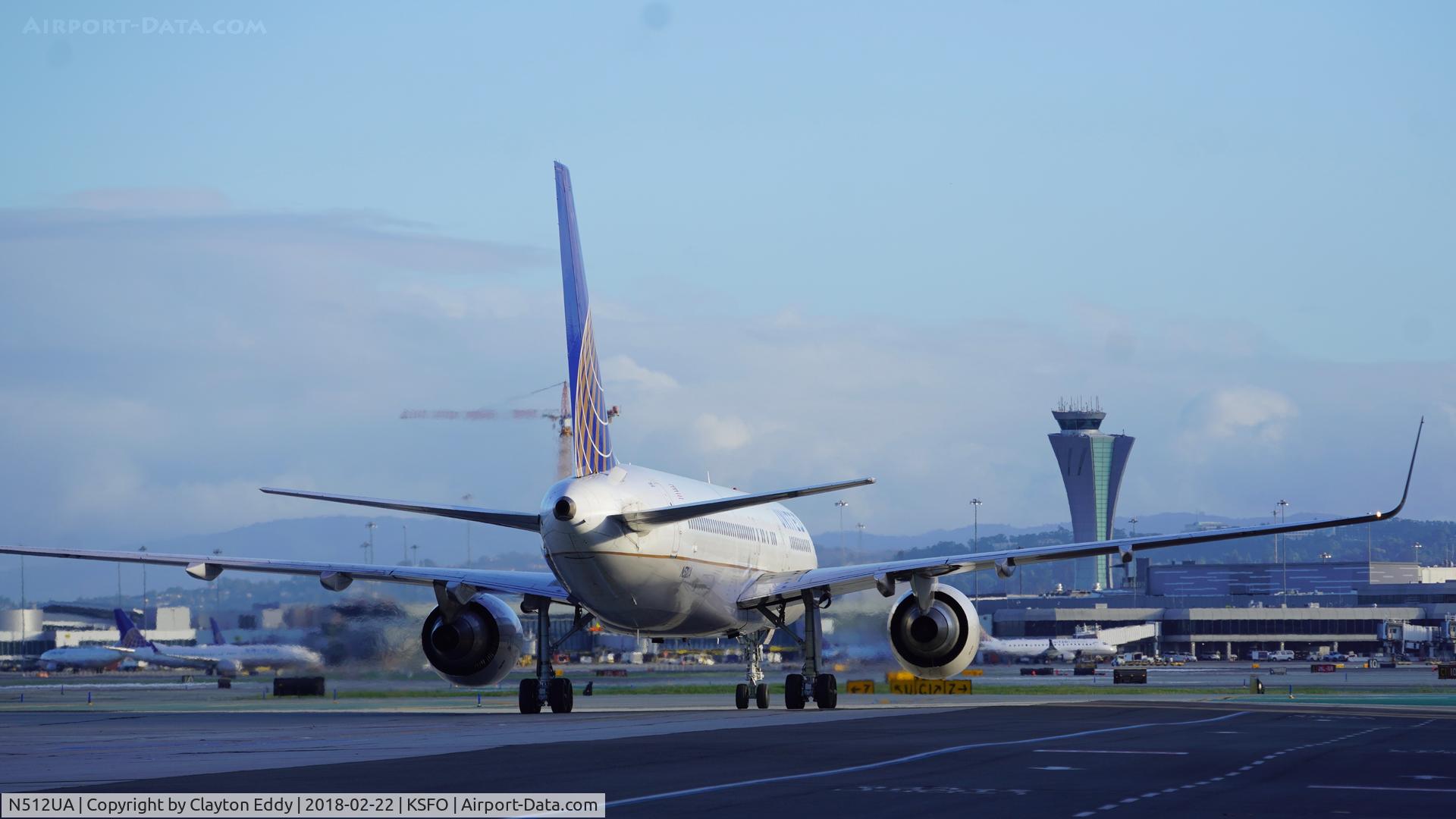 N512UA, 1990 Boeing 757-222 C/N 24809, SFO 2018.