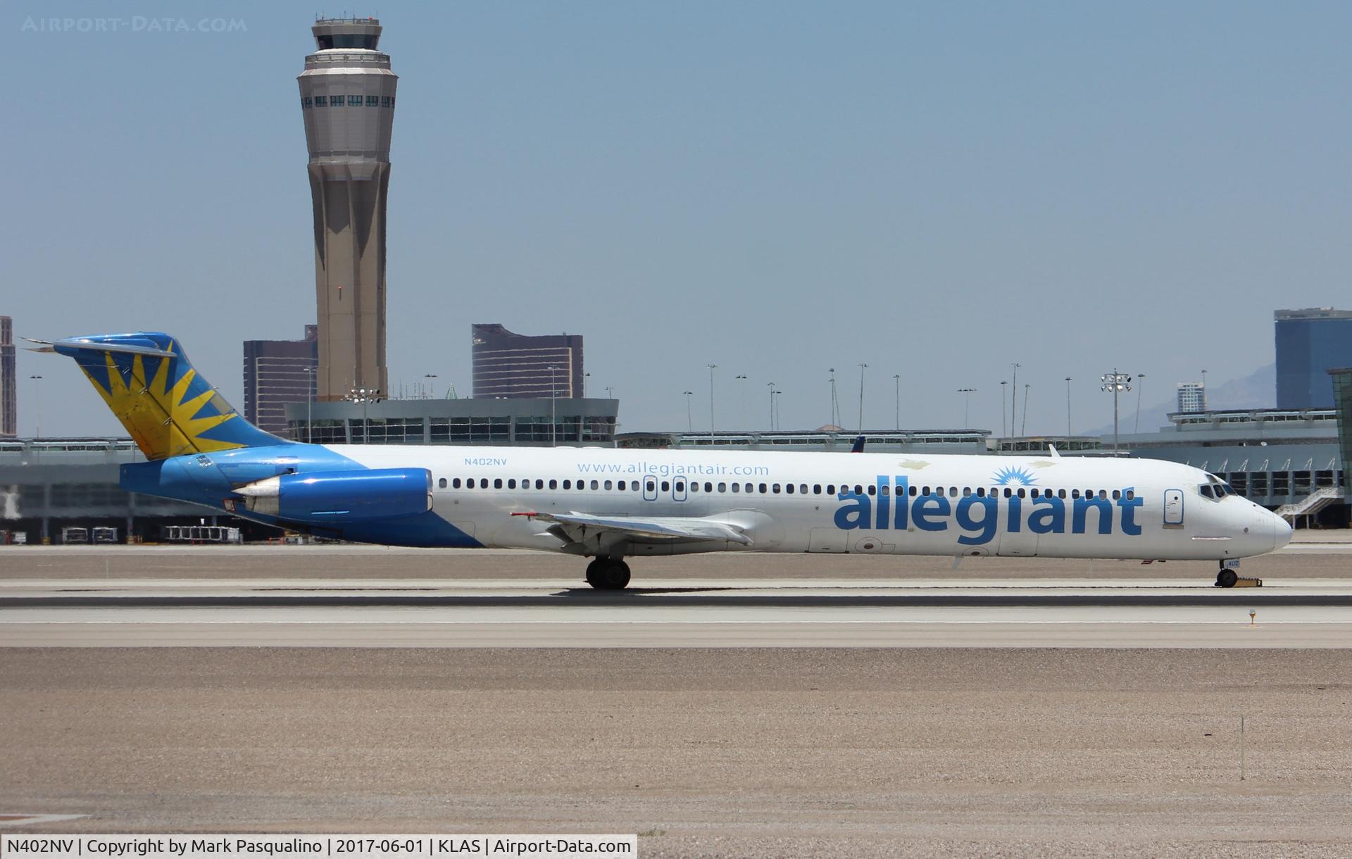N402NV, 1989 McDonnell Douglas MD-88 C/N 49763, MD-88