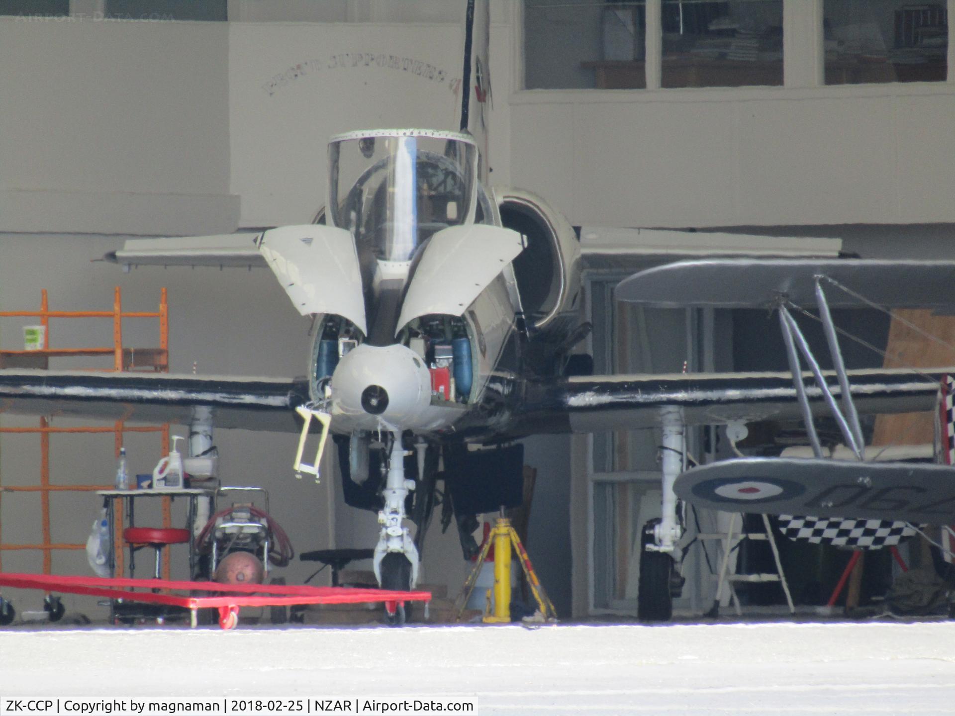 ZK-CCP, Aero L-39C Albatros Albatros C/N 332639, oil change perhaps?