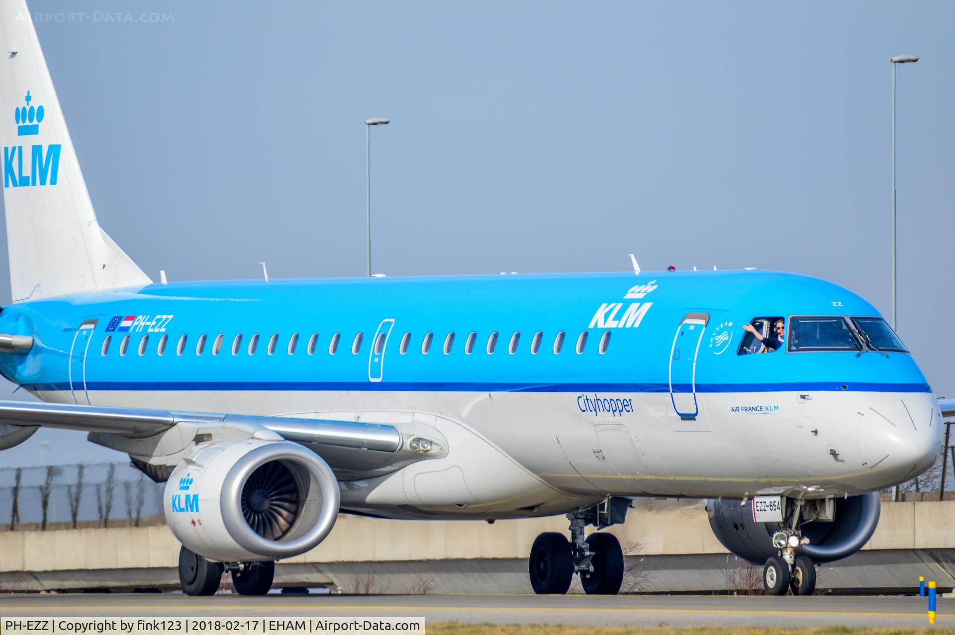 PH-EZZ, 2013 Embraer 190STD (ERJ-190-100) C/N 19000654, E190