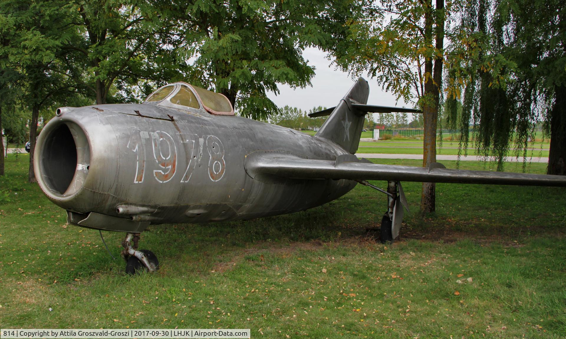 814, 1953 Mikoyan-Gurevich MiG-15 bis C/N 31530814, Jakabszállás Airport, Hungary