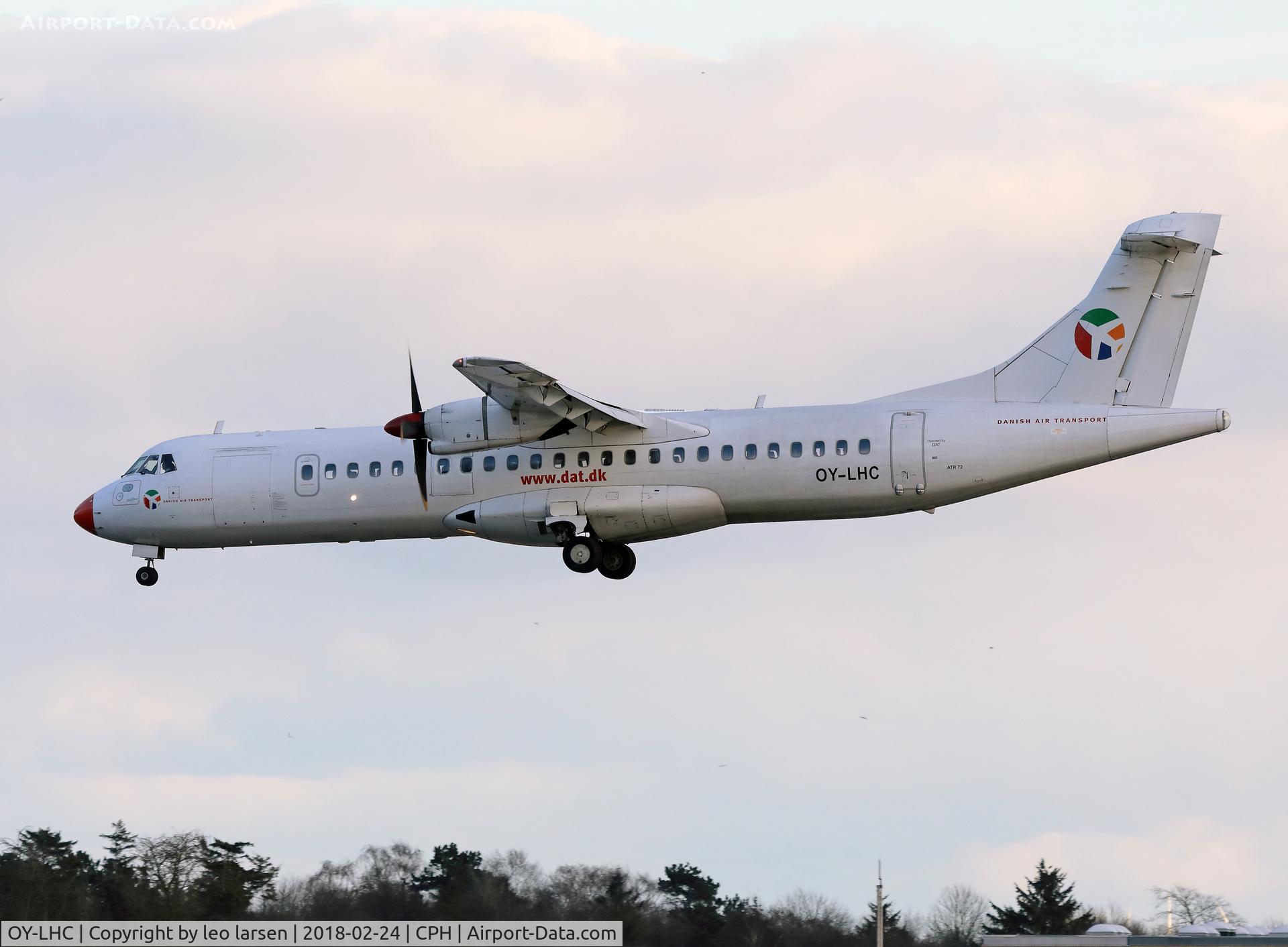 OY-LHC, 1994 ATR 72-212 C/N 405, Copenhagen 24.2.2018 L/D R-04L