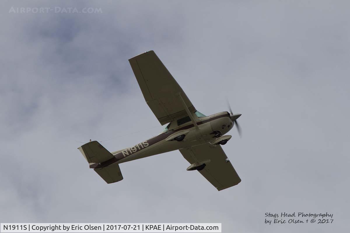 N1911S, 1971 Cessna 150L C/N 15072762, Cessna 150 Over KPAE.