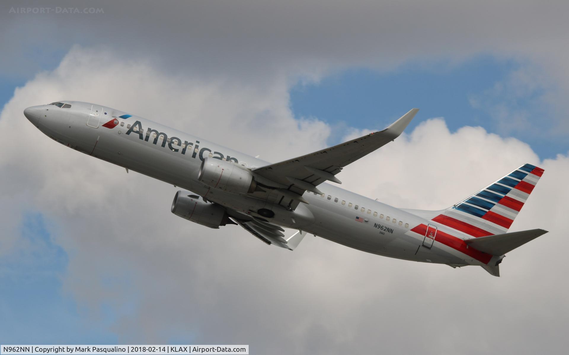 N962NN, 2014 Boeing 737-823 C/N 33331, Boeing 737-800
